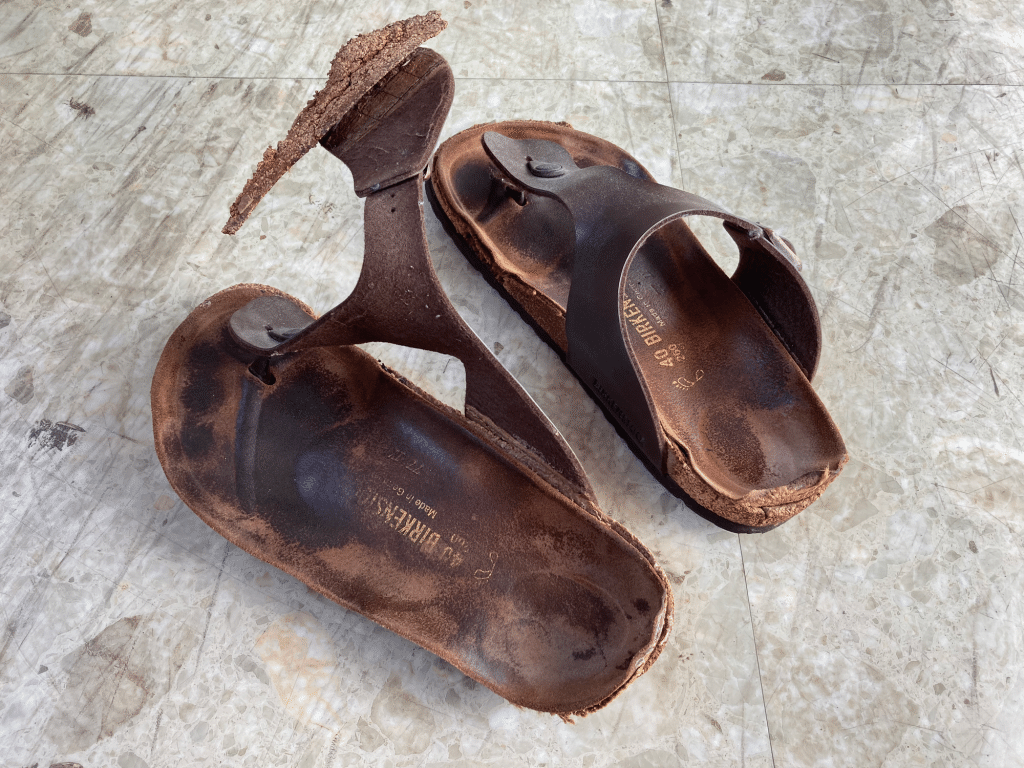 公式在庫切れのビルケンシュトックのサンダルを「モノタロウ」で購入