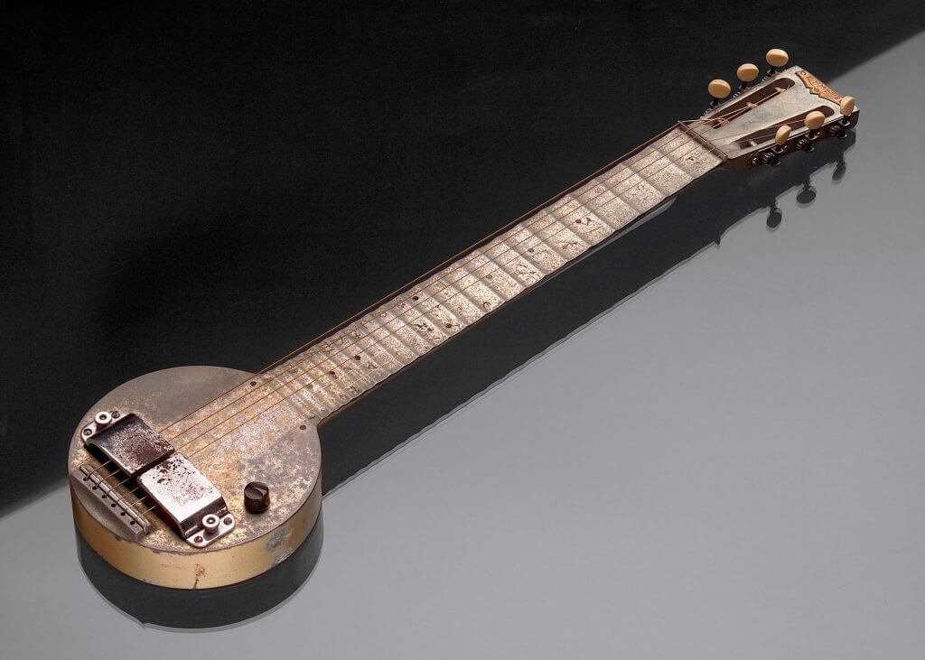 Rickenbackerの魅力について【歴史と発想編】｜ふらんく