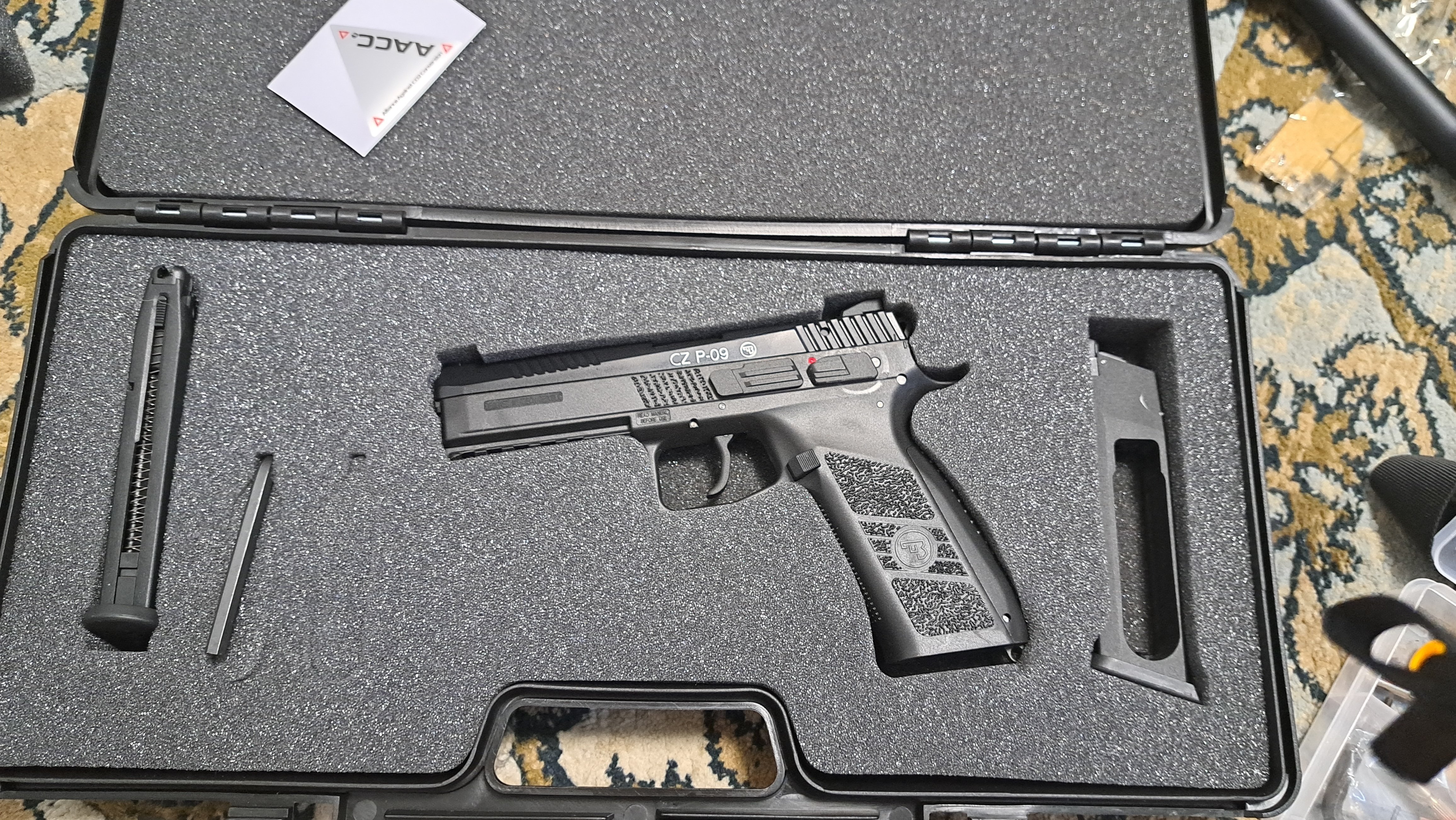 カーボネイト(Carbon8) Cz75/Cz P09対応 ハードガンケース カーボネイト(Carbon8) Cz75/Cz P09対応 ハードガンケース
