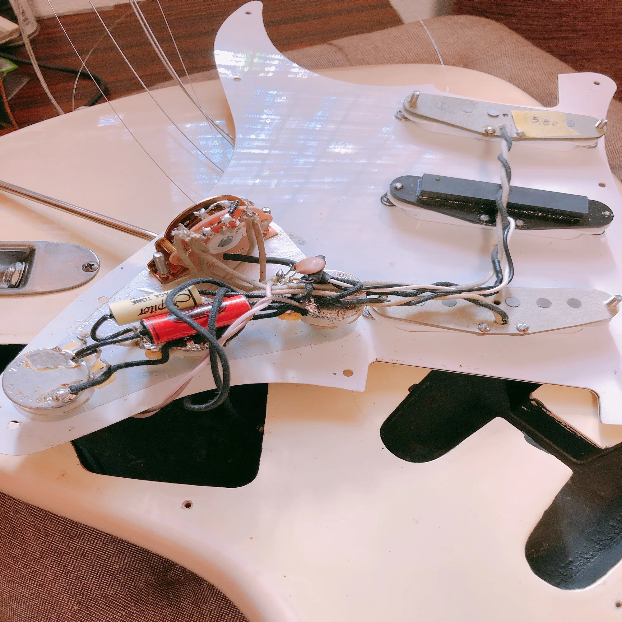 何度目かの自分のギター紹介・Squier by Fender SST-30 A serial 