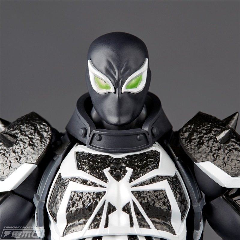 シンビオートの触手でド派手にガンアクション可能！『スパイダーマン