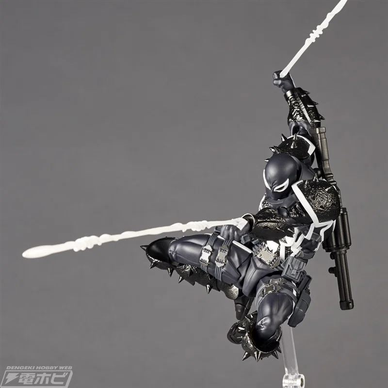 シンビオートの触手でド派手にガンアクション可能！『スパイダーマン