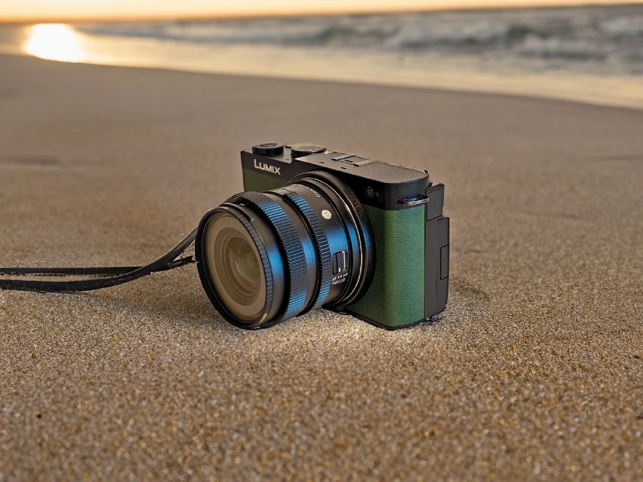 LUMIX S9」エクステリア張り替えサービス、戻って来ました 