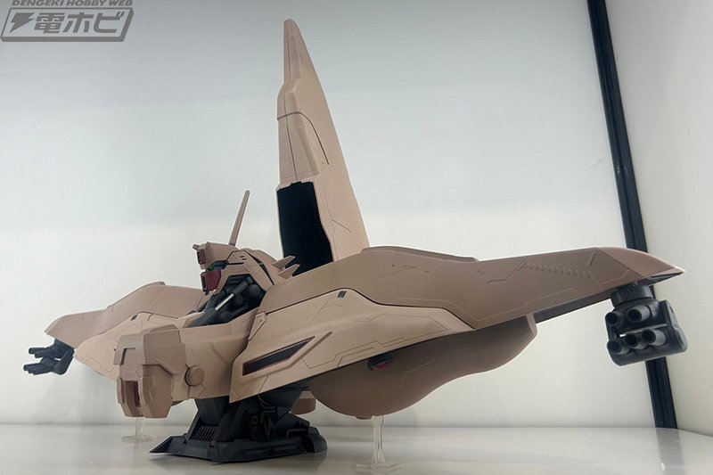 マシンビルド 機動戦士ガンダム 逆襲のシャア α・アジール 1/144