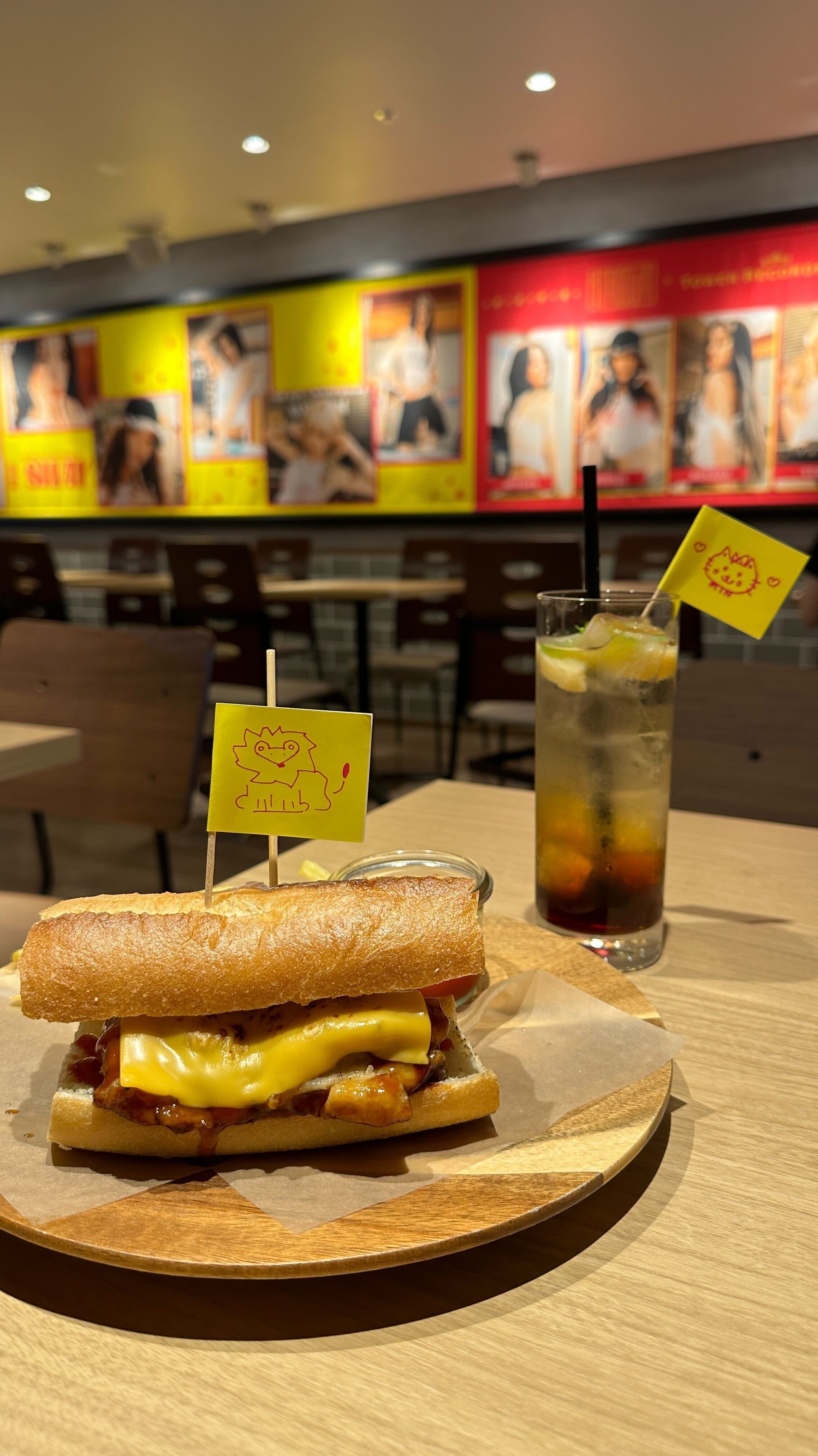 G)I-DLE × TOWER RECORDS CAFEコラボ行ってきました｜トコトコ