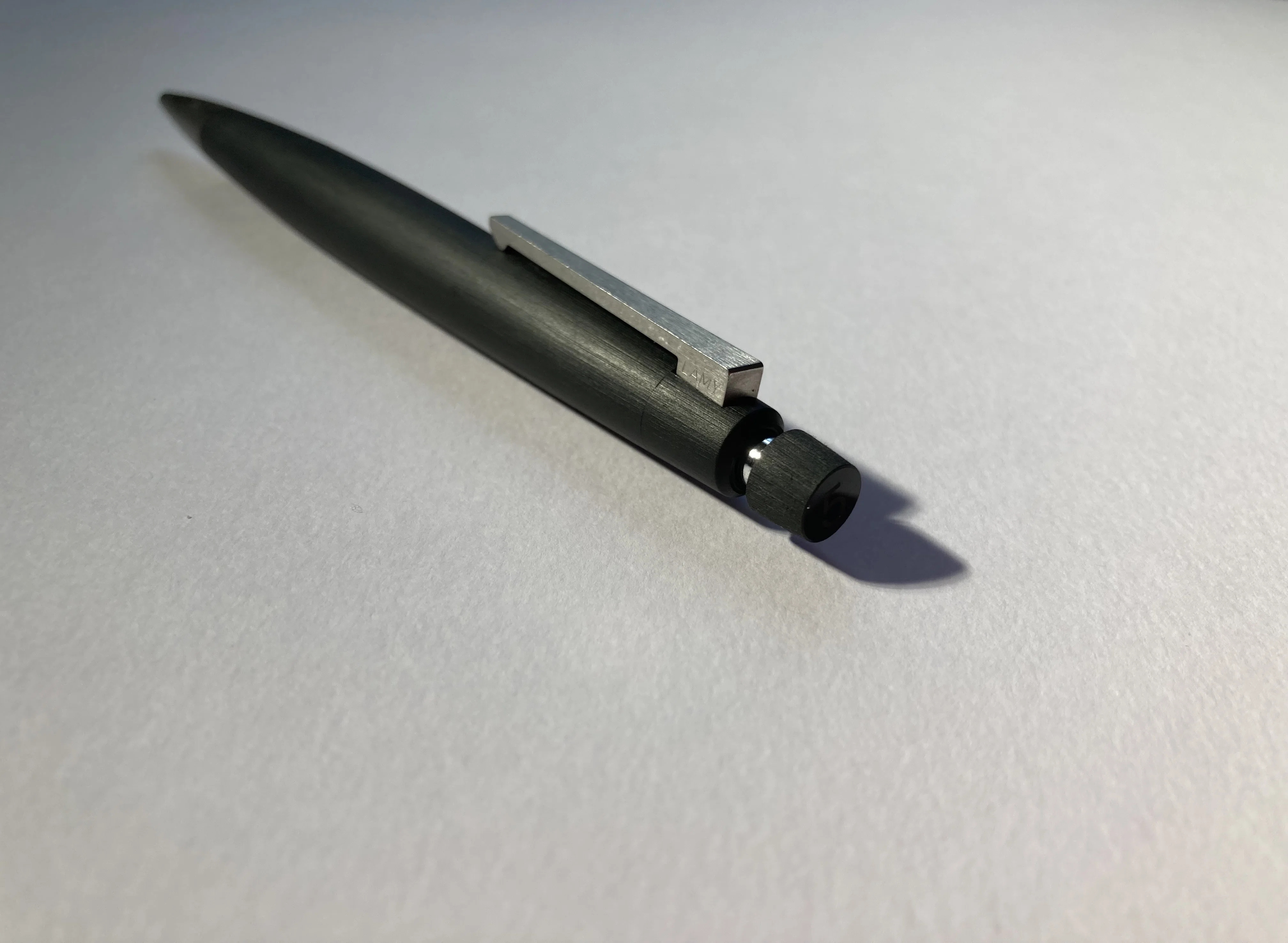 LAMY2000購入レビュー｜Tola