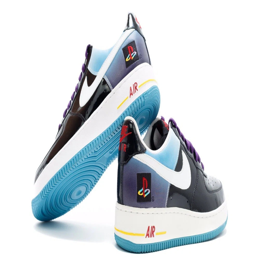 リーク情報！PlayStation × Nike Air Force 1 Low｜早く、高く売るなら 
