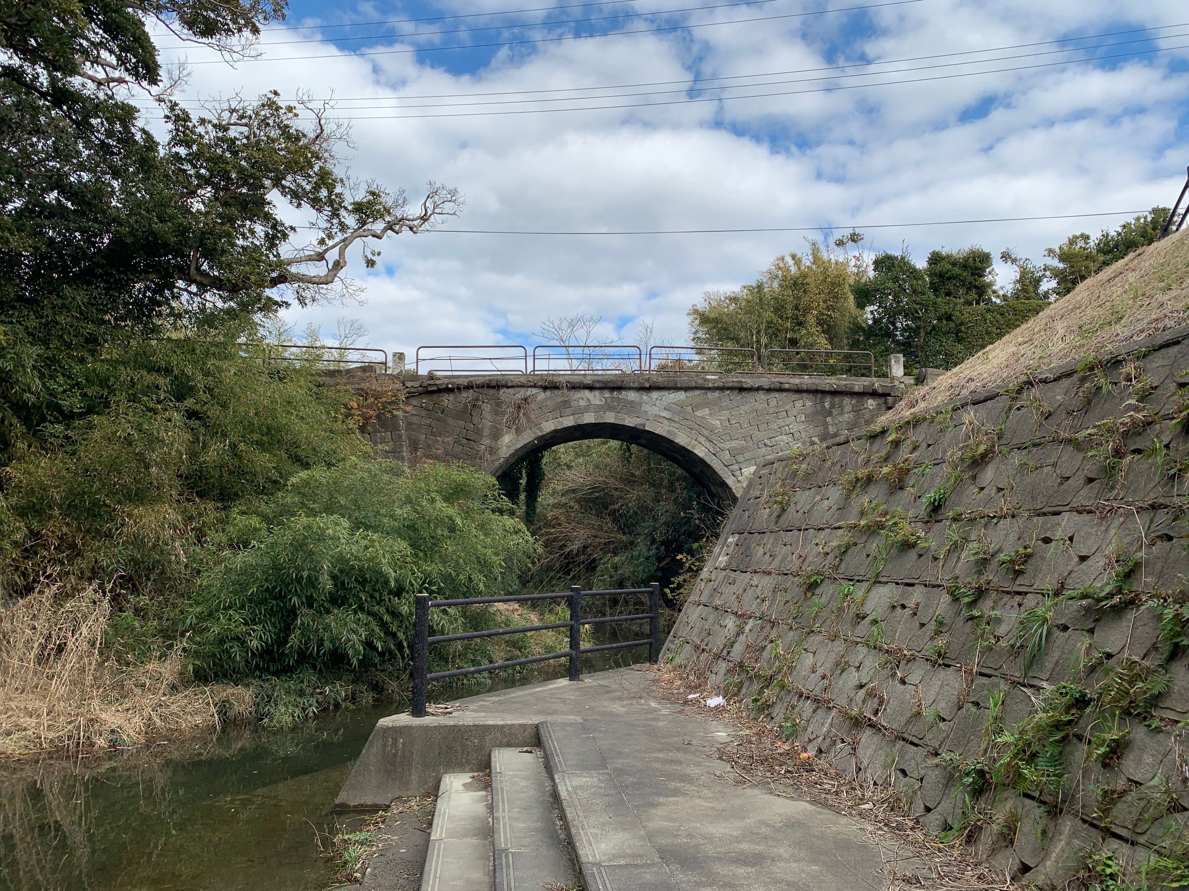 南房総で石造アーチ橋さがし｜キャプテン村社