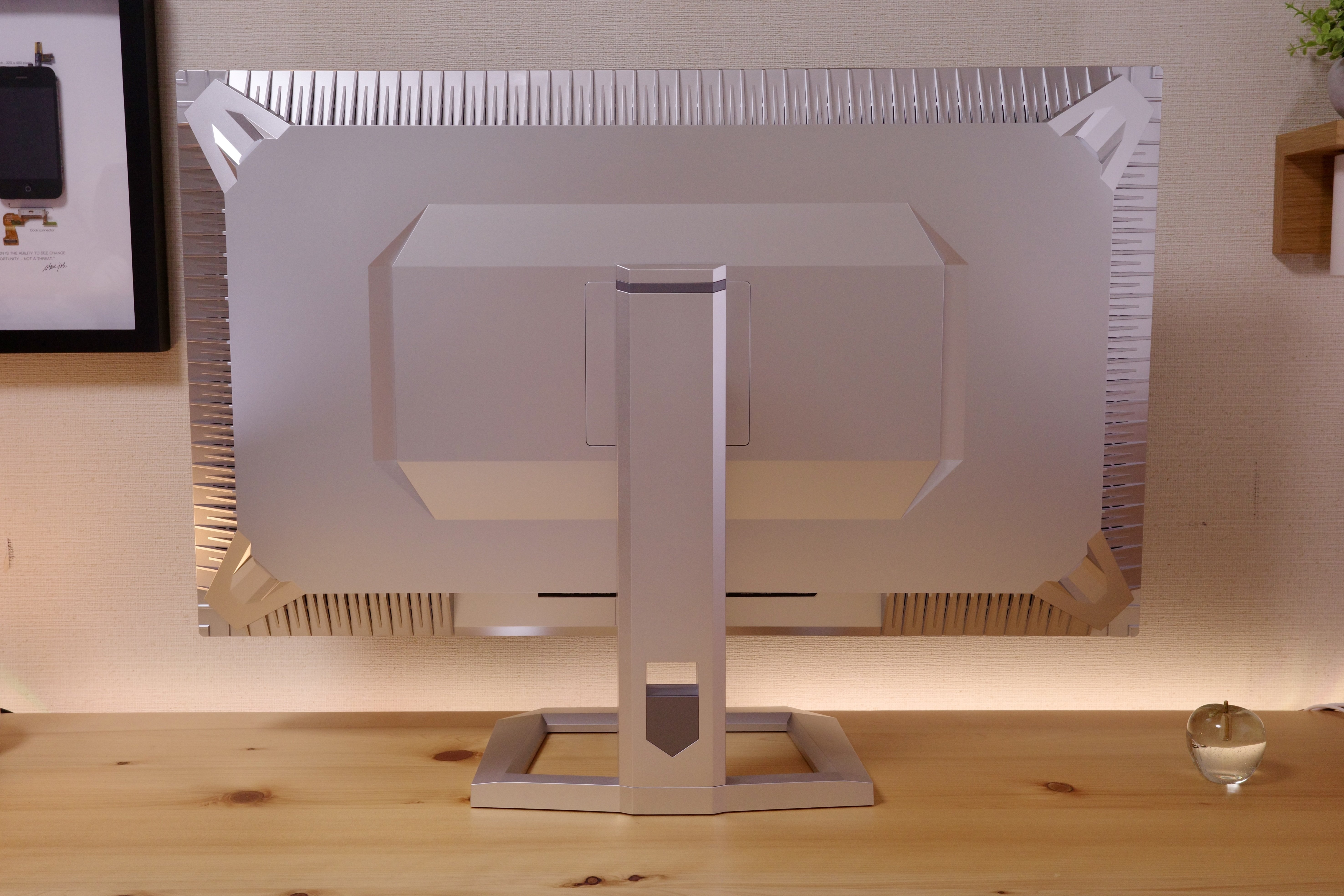 INNOCN 32M2V レビュー：圧巻の映像美を堪能できる超コスパな32