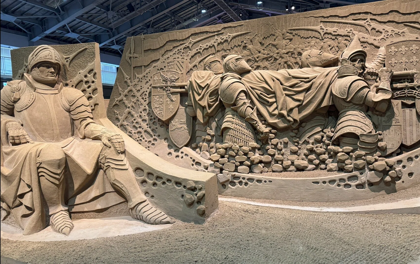 砂の美術館「砂で世界旅行・フランス編」にて壮大な砂の彫刻を見に行っ