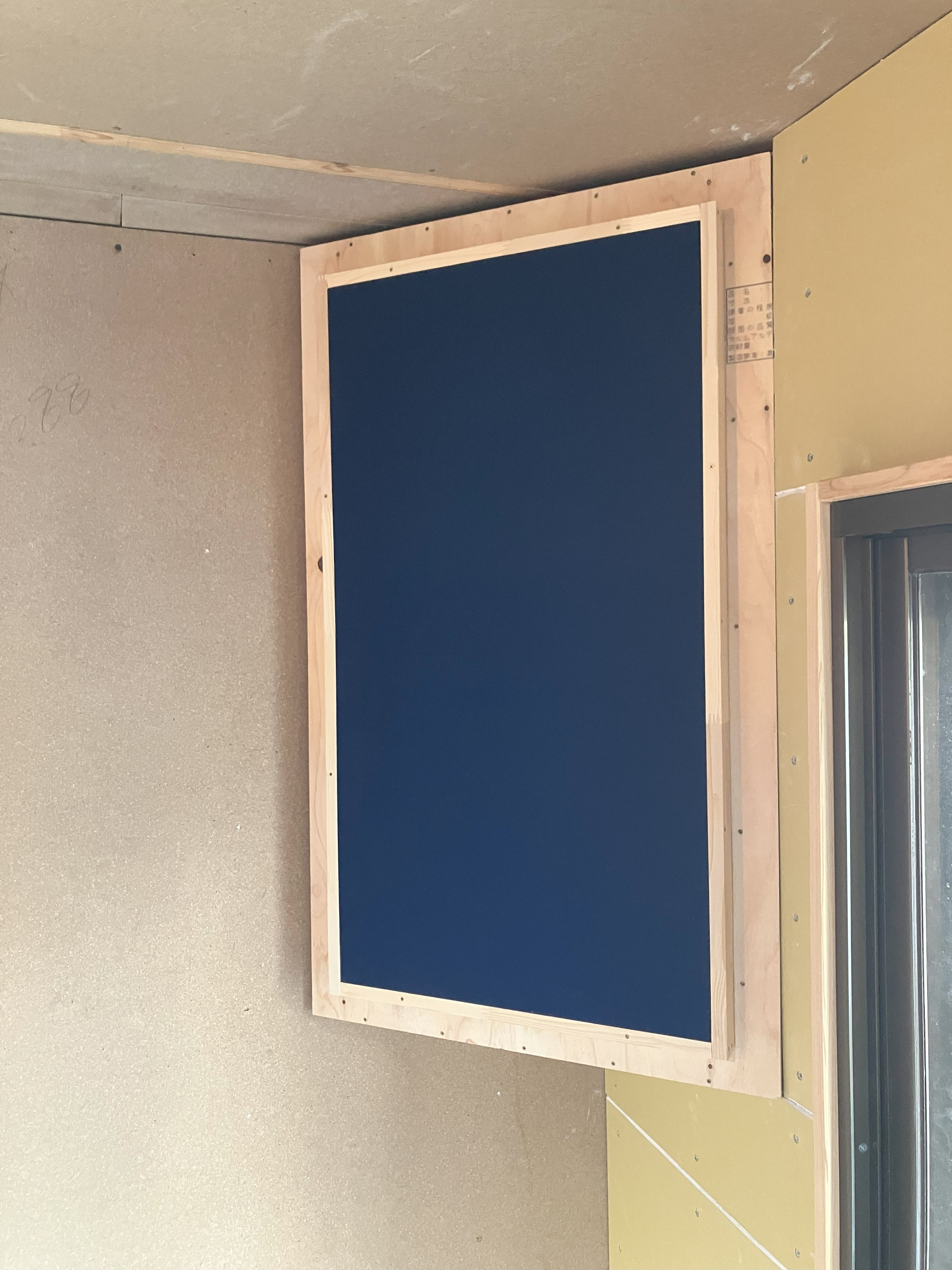 コーナー型ベーストラップ プロ用録音スタジオ仕様 三角形ベーストラップ コーナー型ベーストラップ プロ用録音スタジオ仕様 三角形ベース