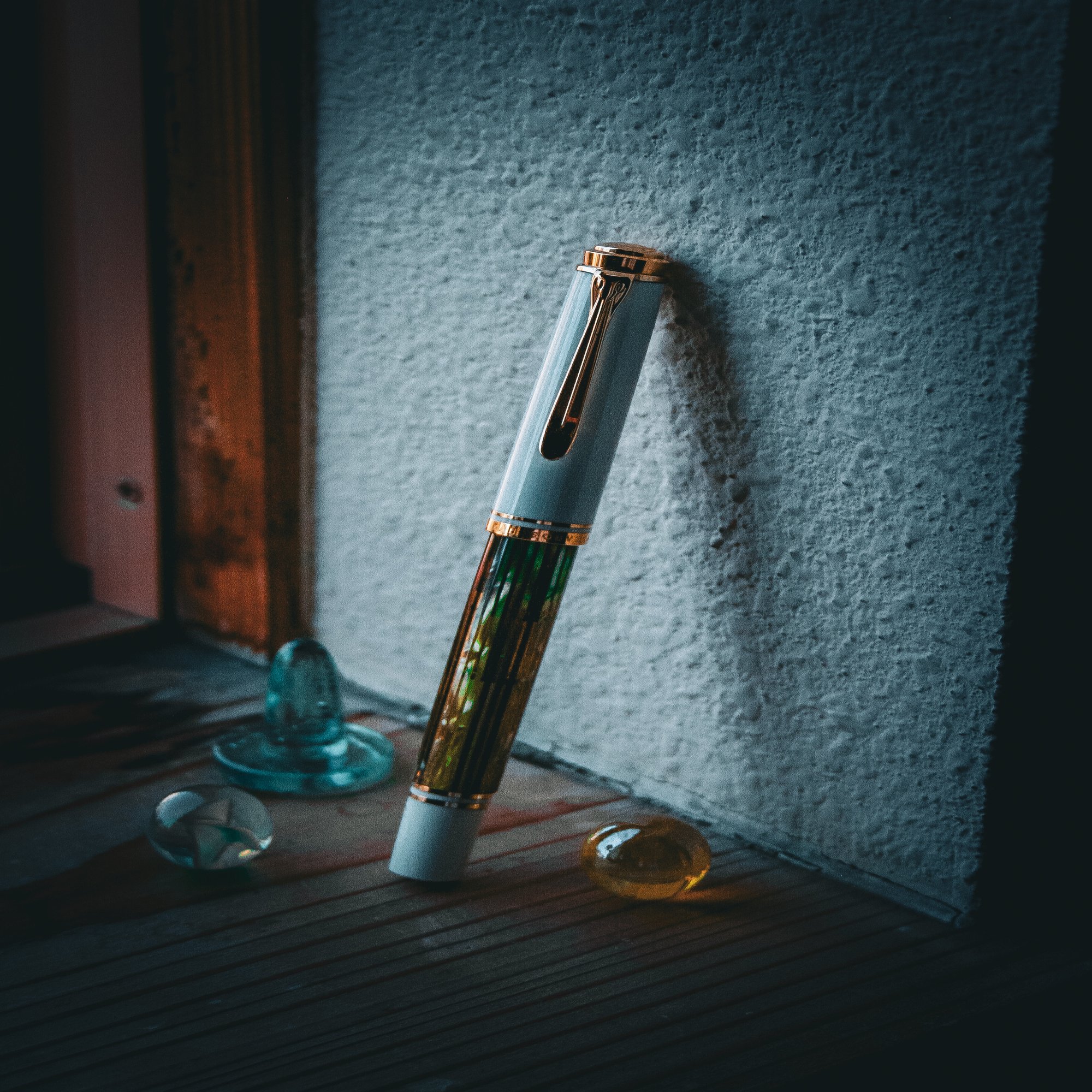 スーベレーン m400 ホワイトトータス まいっ 字幅F 