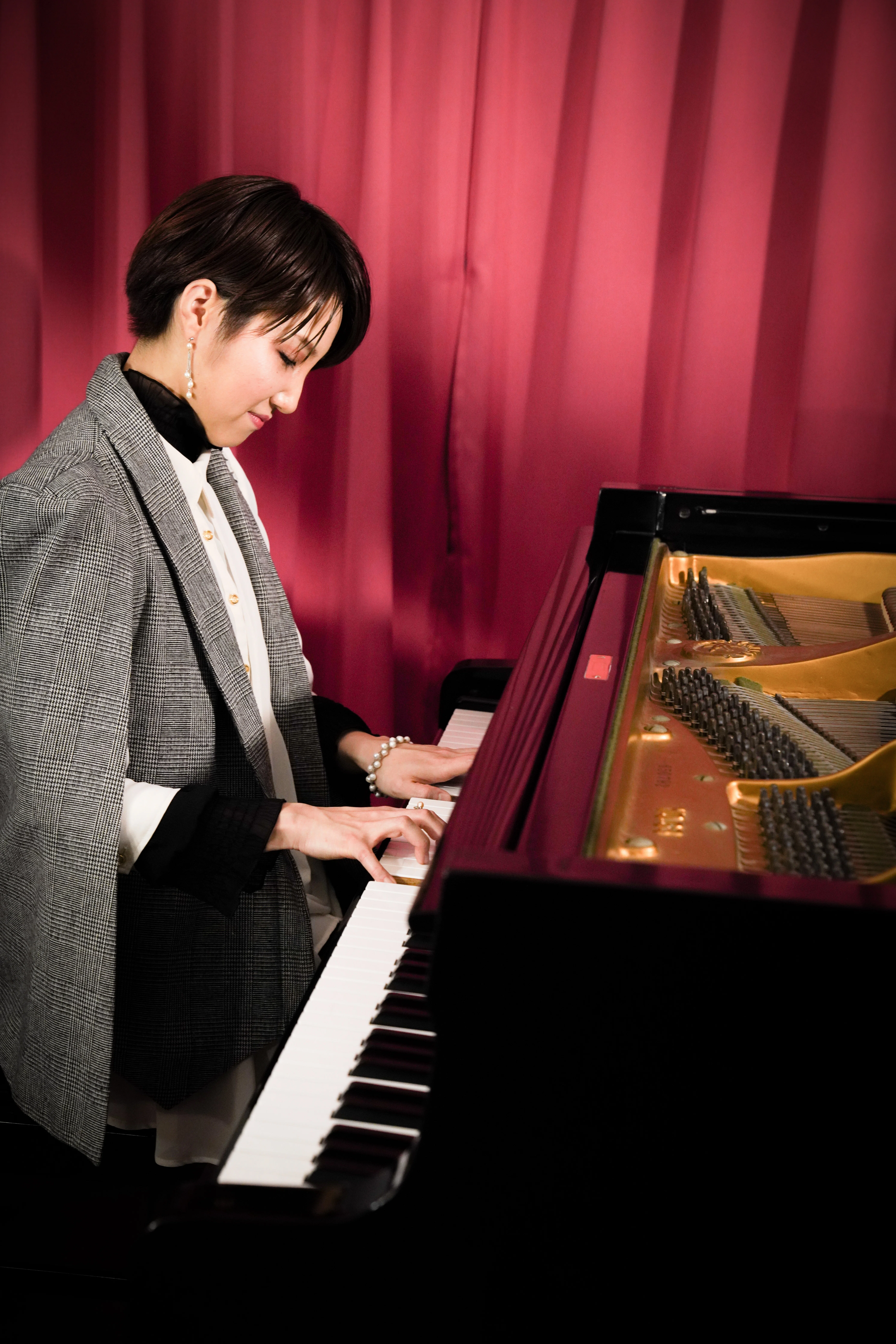 さまざまな縁が繋がって生まれた、華やかな結晶 ~小林沙桜里『FANTASIA