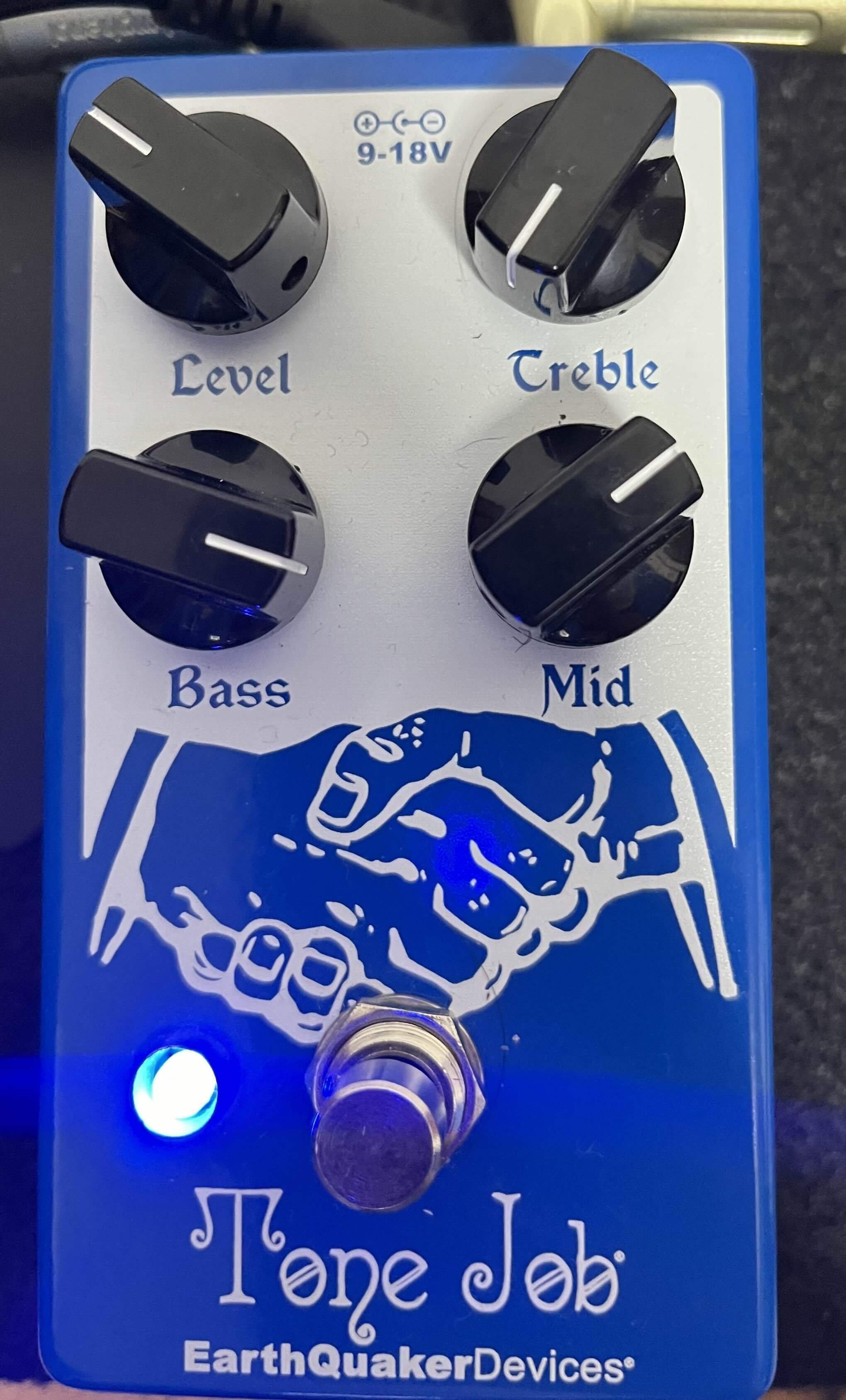 Earthquaker Devices「Tone Job」がめちゃくちゃよかった話 Earthquaker Devices「Tone Job」がめちゃくちゃよかった話