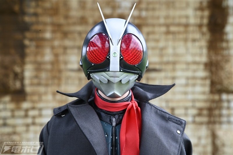 布製コート着用！『シン・仮面ライダー』仮面ライダー第2号が