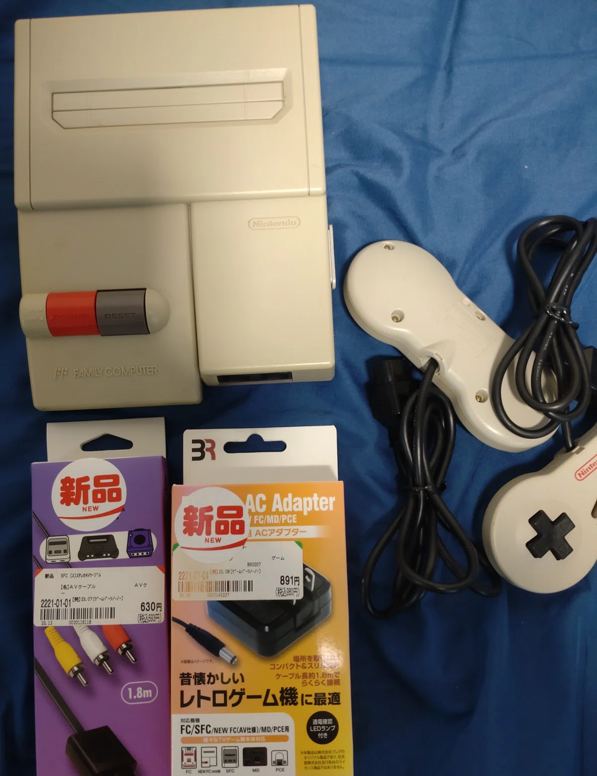 ニューファミコンを買ってみたよ。｜とみぃ