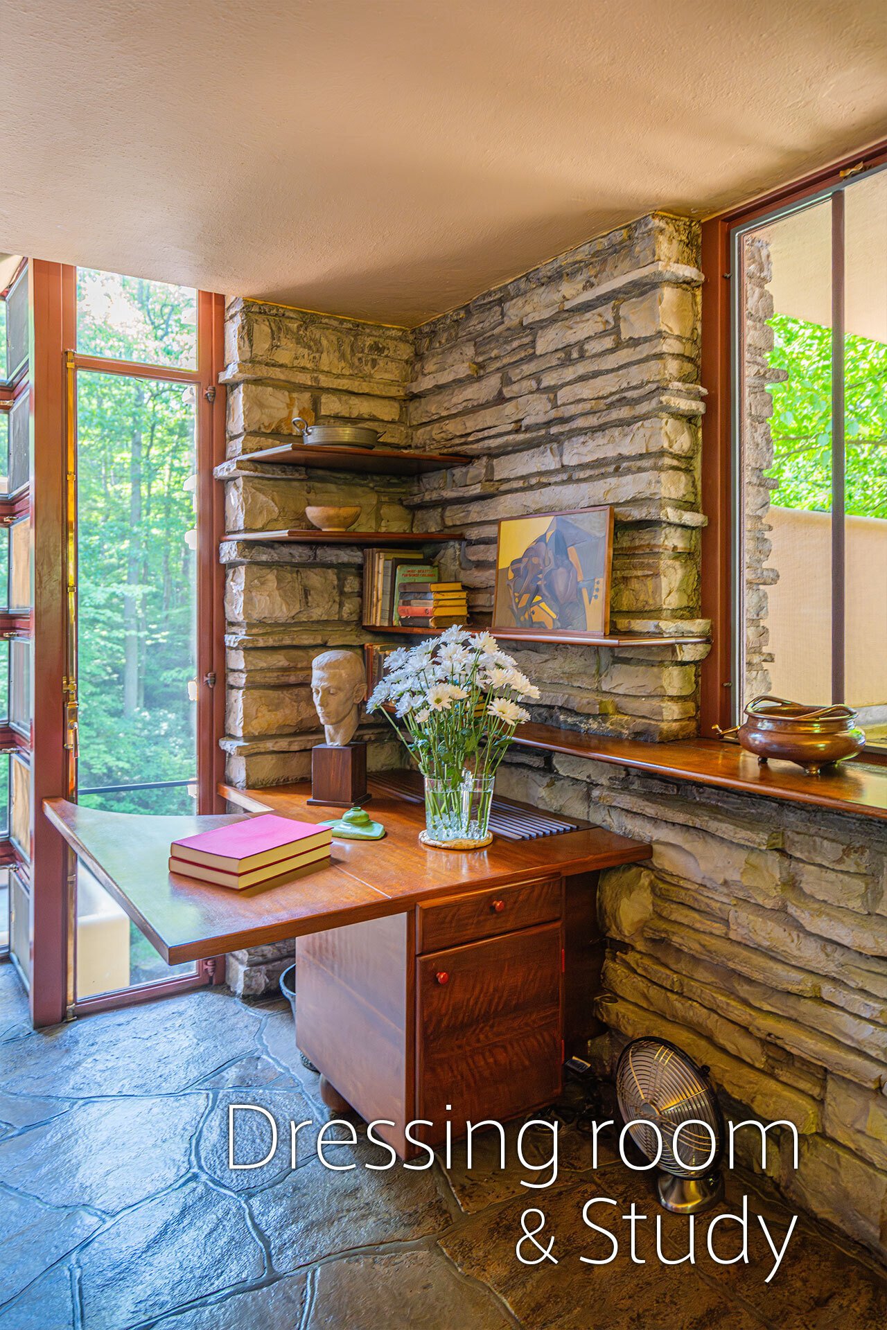 写真多め！フランク・ロイド・ライトの傑作「落水荘」に行ってみた