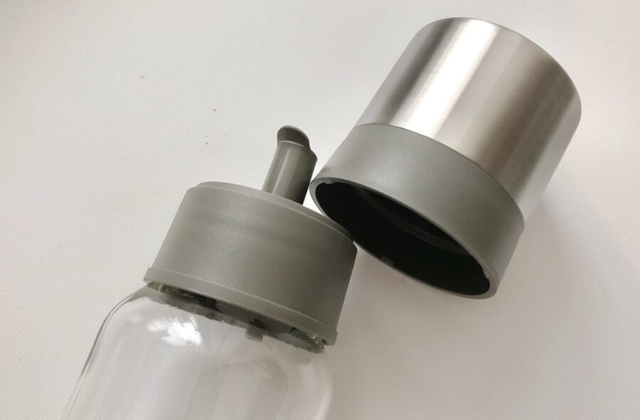 新しい到着 オイル差し iwaki 250ml （なんと泣】イワキのオイル 10本セット 保存容器・ケース