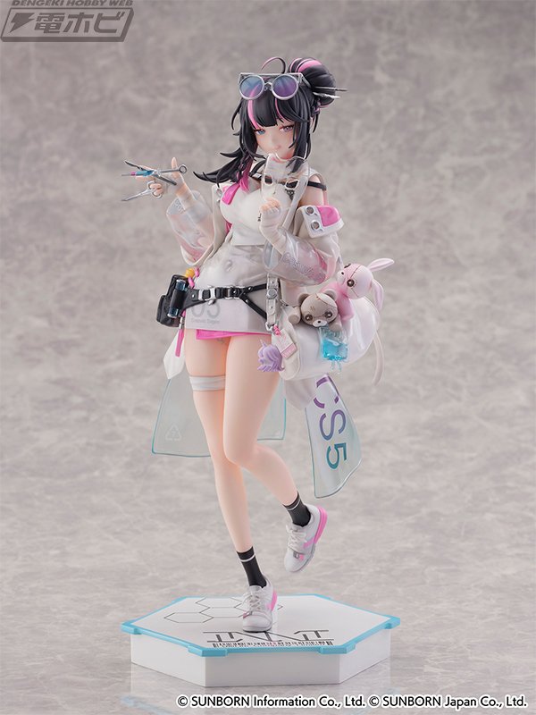 ニューラルクラウド』ヴィーが不敵な笑みを浮かべフィギュア化