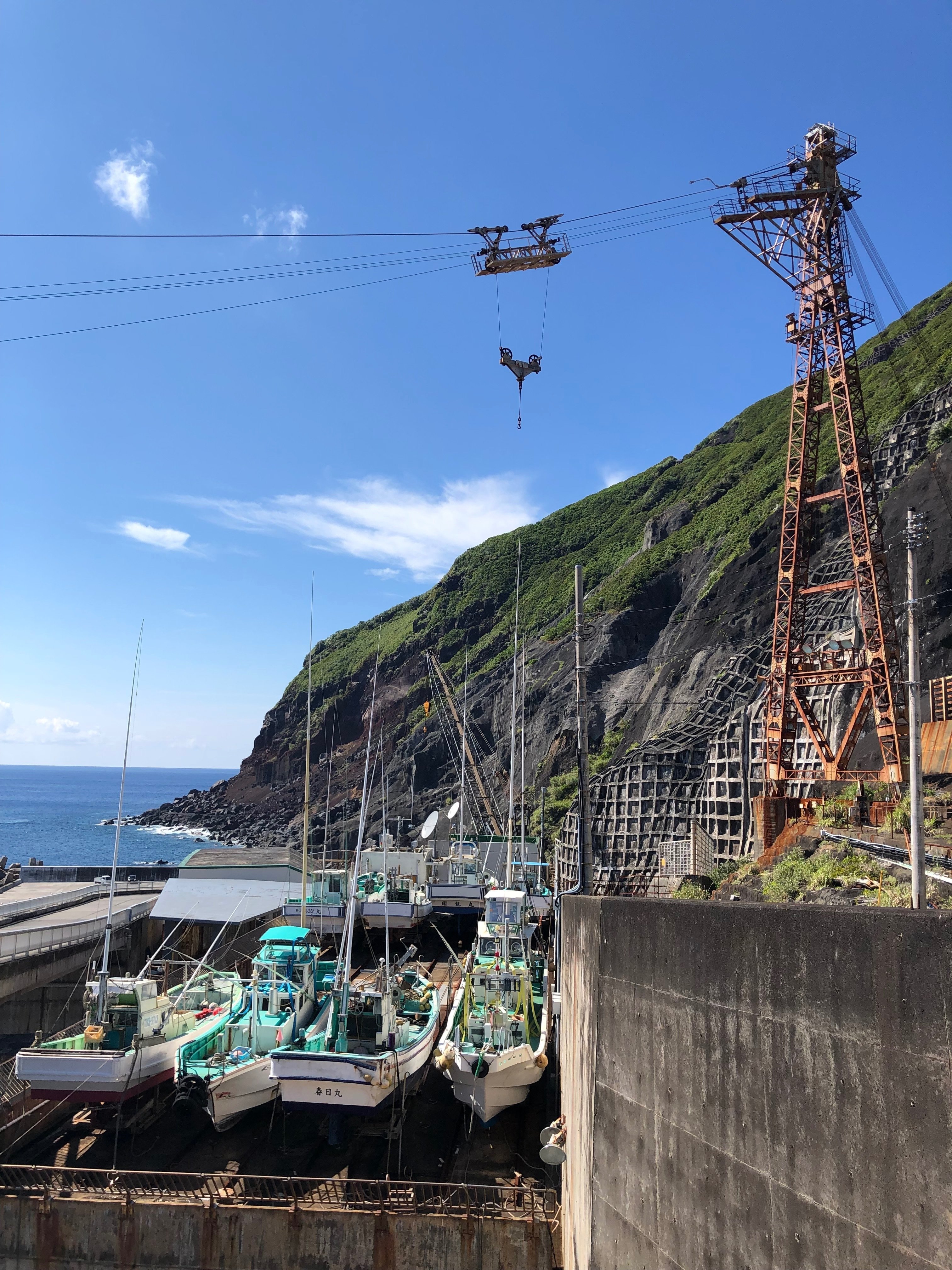 はじめての青ヶ島へ(3)（8/13 青ヶ島）｜カキガラチョウの松