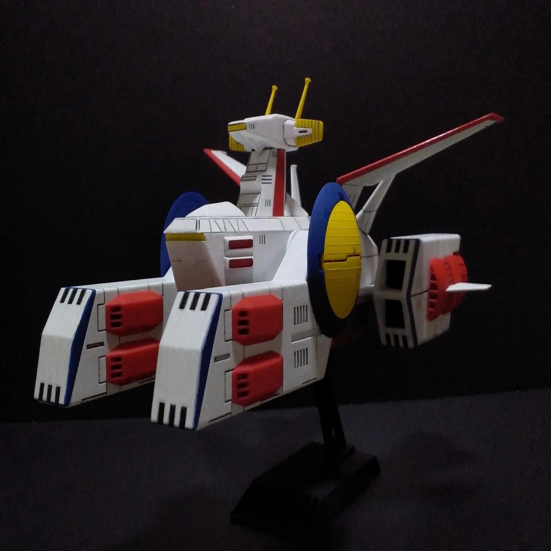 初心者のための機動戦士ガンダム兵器解説『ペガサス級強襲揚陸艦 