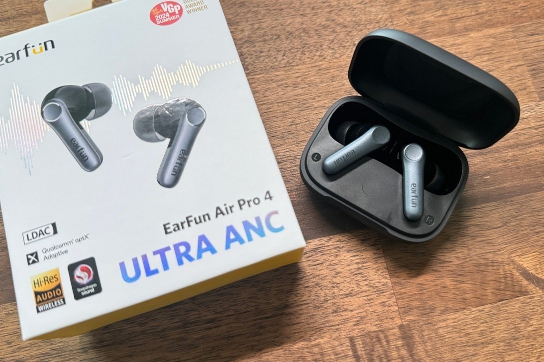 Ear Fun Air Pro 4 ULTRA ANC　美品 20240730111545_19_.jpg