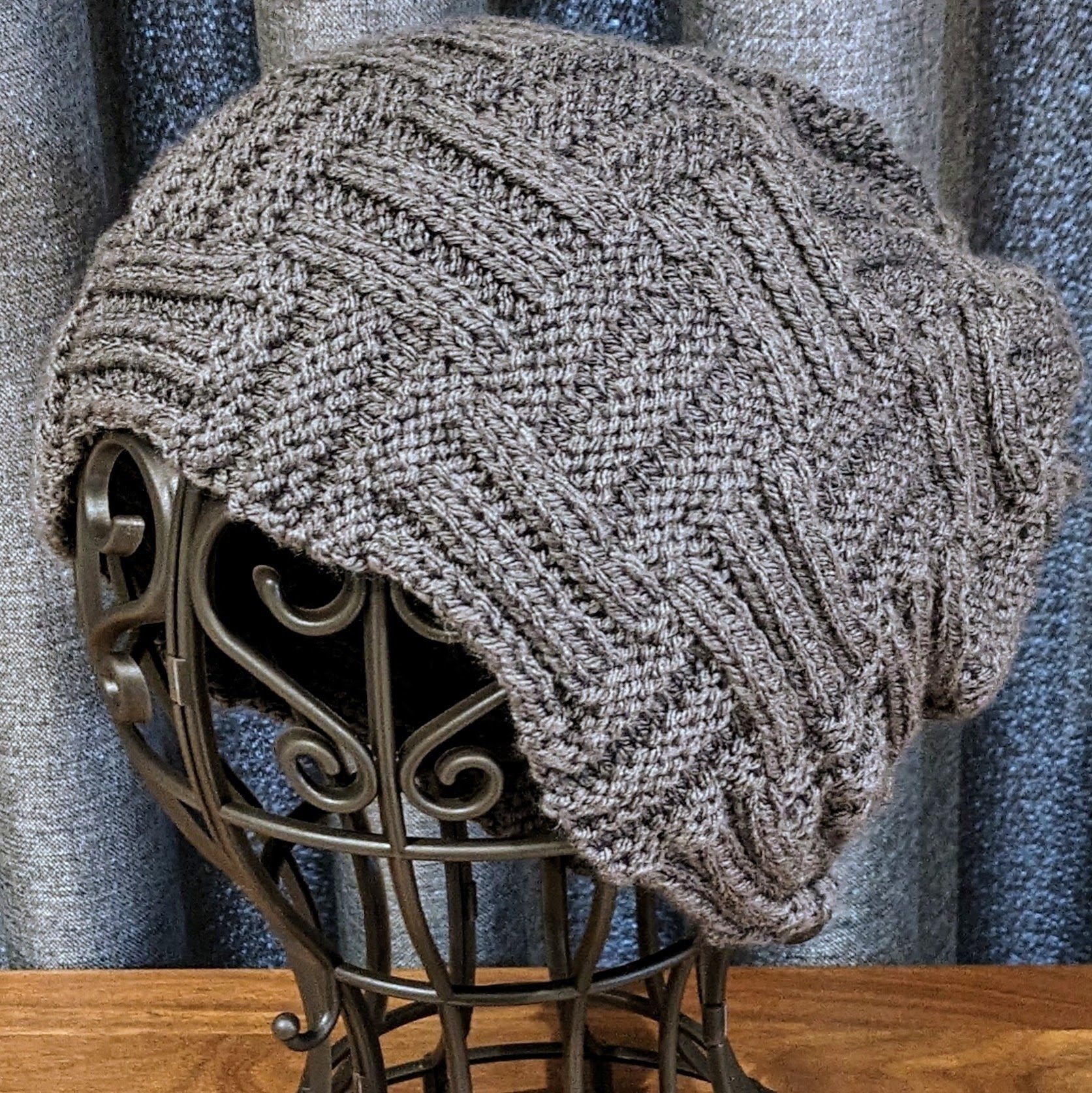 手作りニット帽 ビーニー型 イエロー ブルー グリーン ストライプ