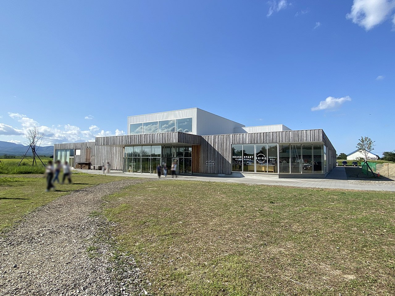 砂川市「みんなの工場 BY SHIRO」へ行ってきた｜のりこ | ゆるミニマリスト