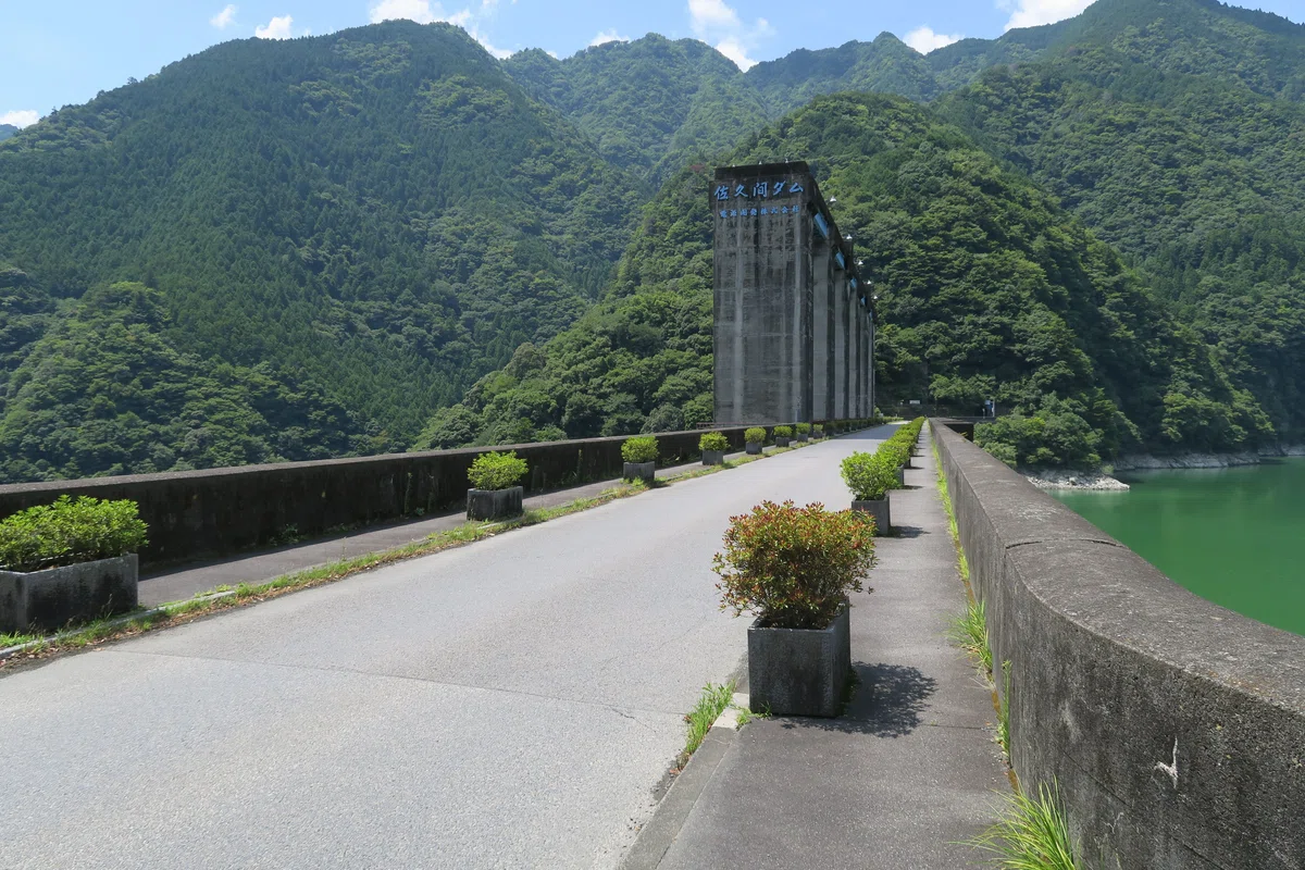 佐久間ダム 静岡県 天端 県道