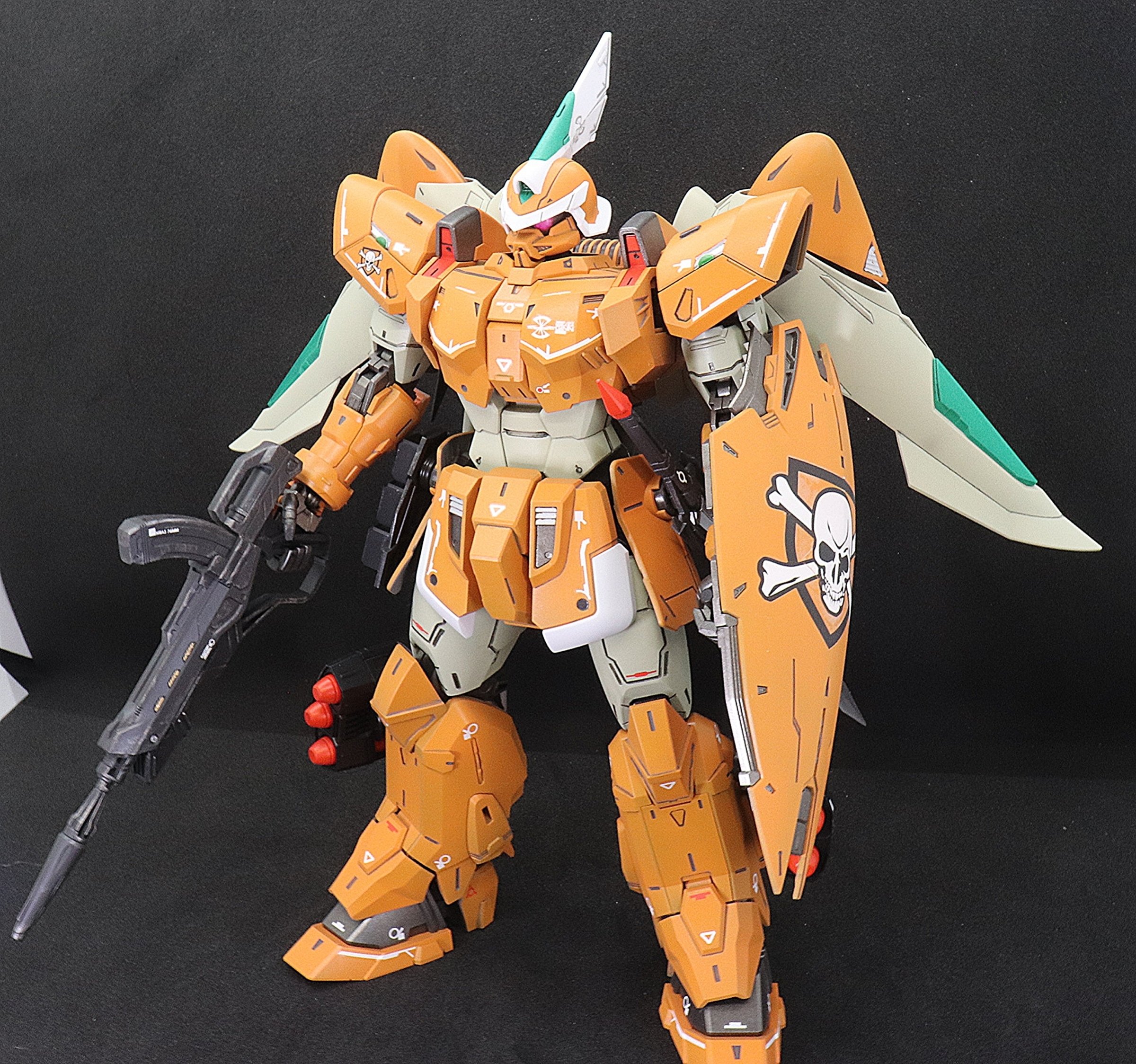 （新品）MG モビルジン （ミゲル・アイマン専用機） Amazon.co.jp: MG 1/100 モビルジン(ミゲル・アイマン専用機