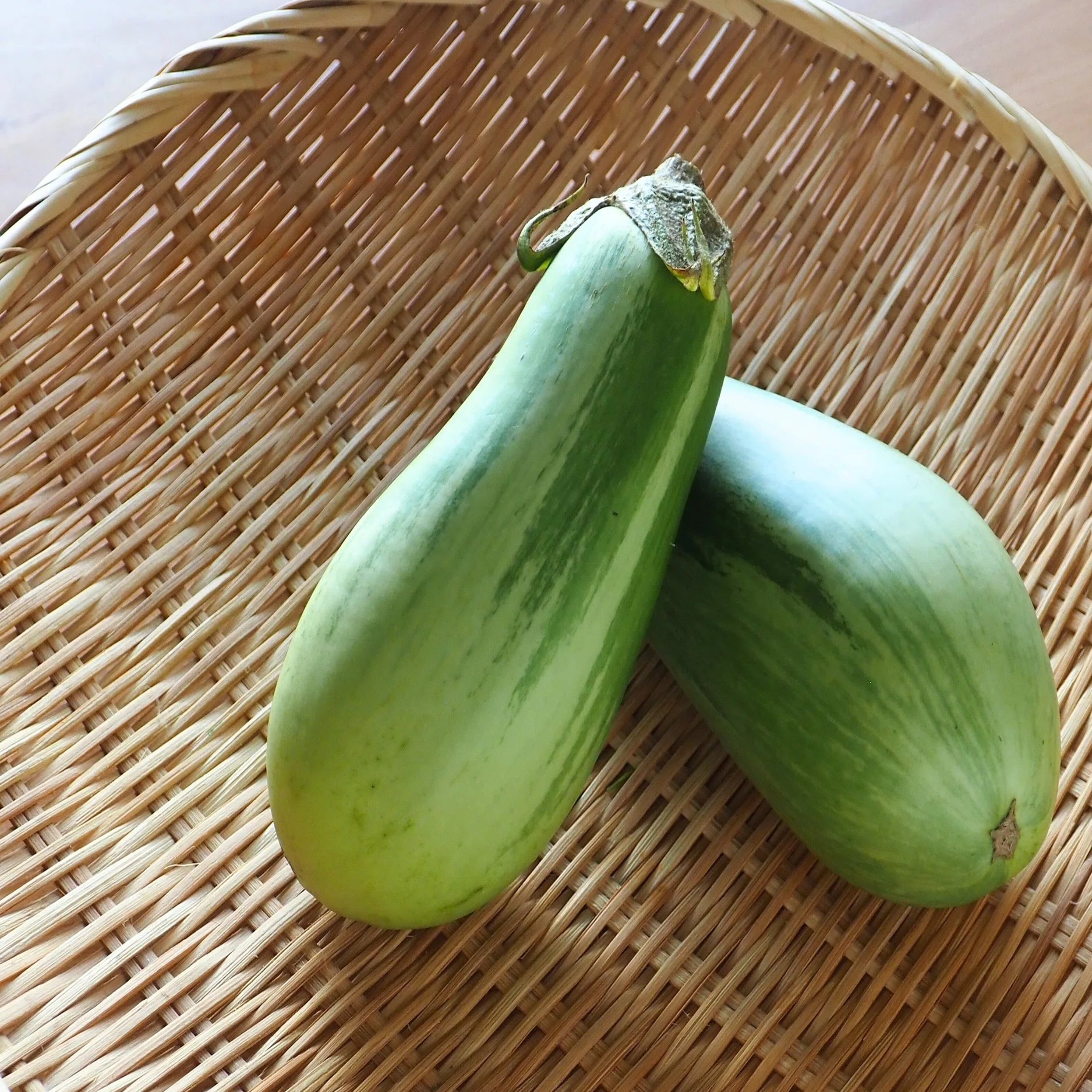 感動ものの美味しさ！果肉がトロ～ッととろける「青なす（トロなす 