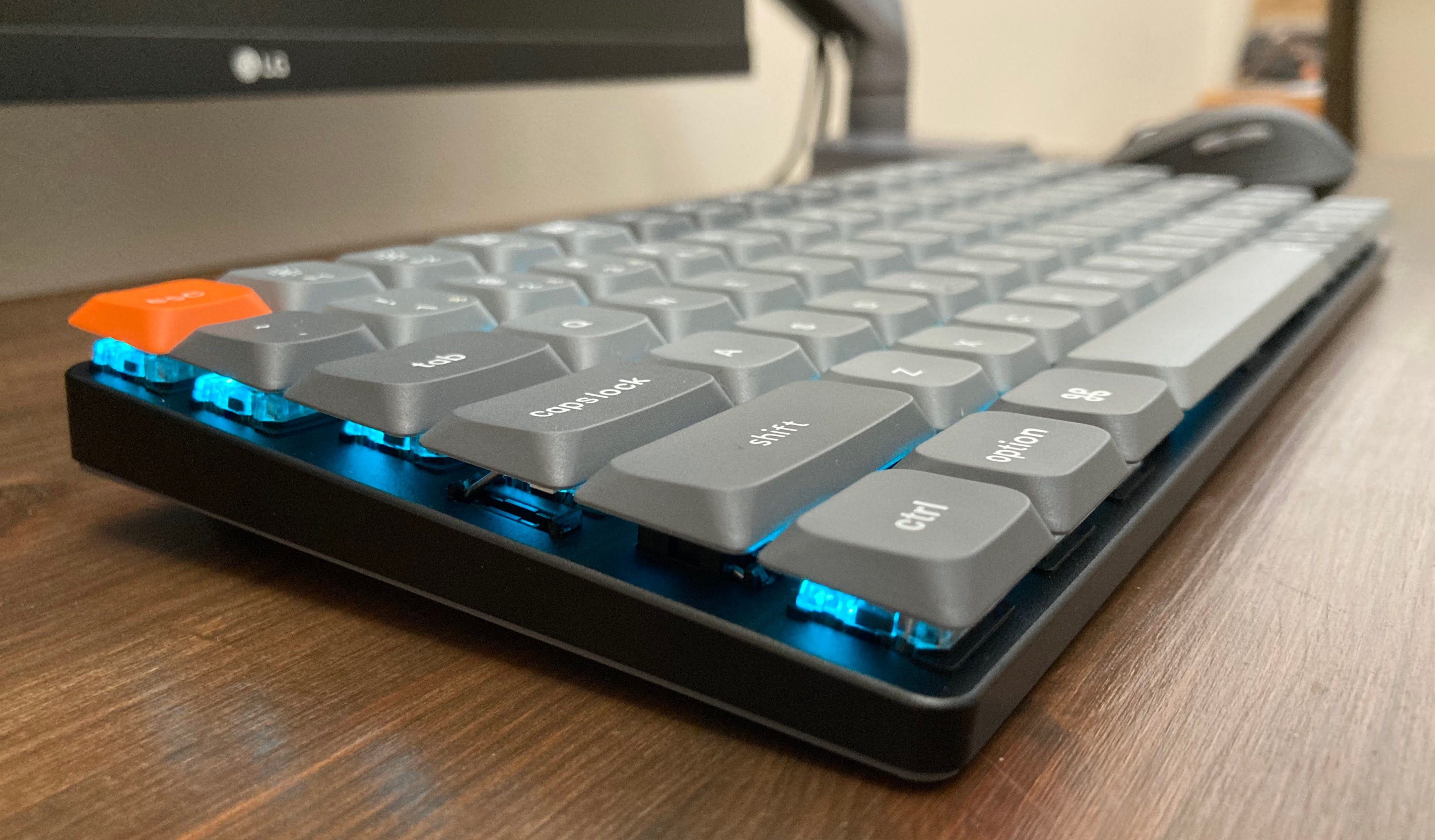 極上の打鍵感！】ロープロファイル キーボード Cornelius