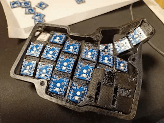 自作キーボード Charybdis Mini】 無限の可能性|punyoon 自作キーボード Charybdis Mini】 無限の可能性|punyoon
