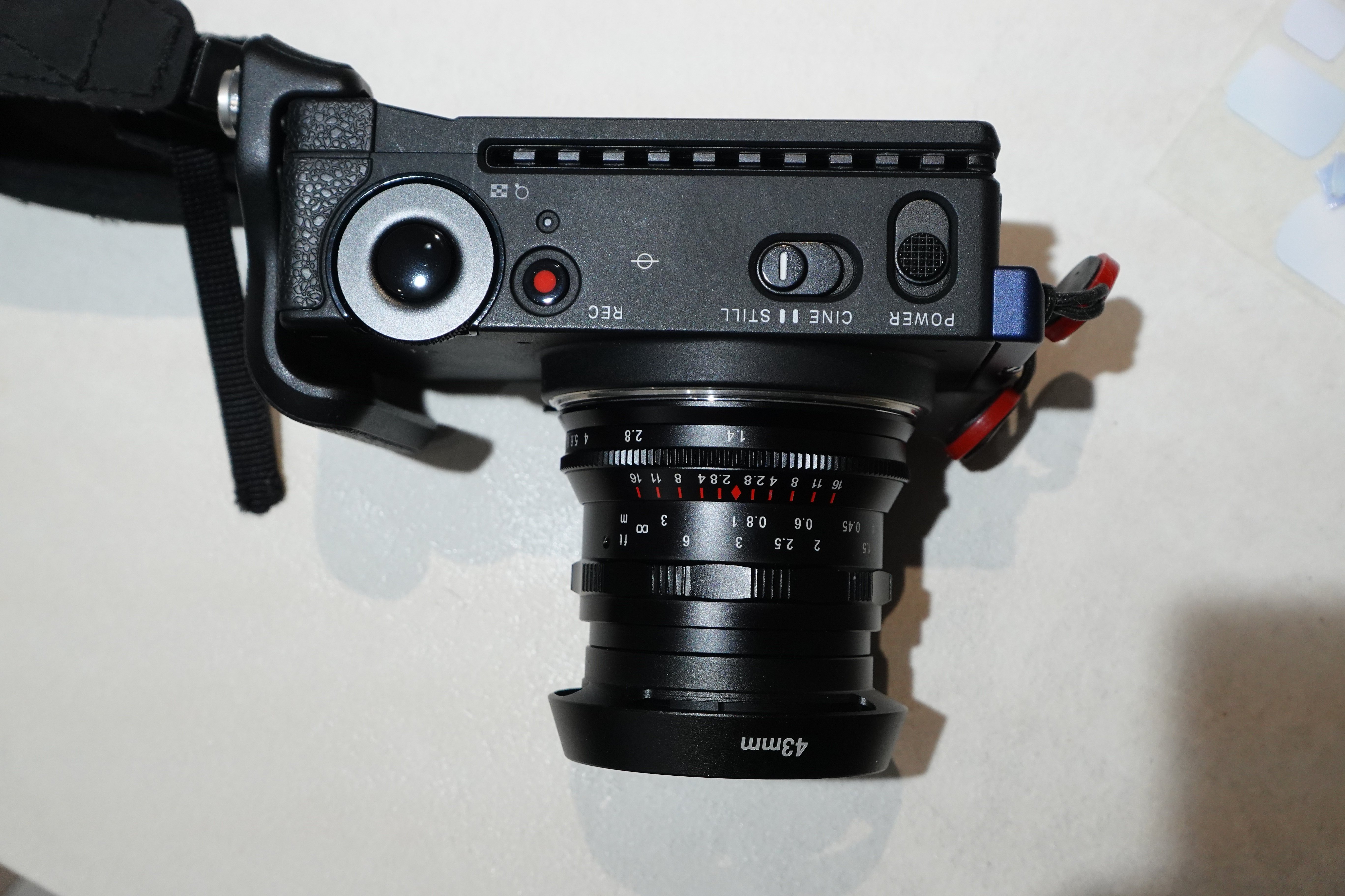 Lマウント小型レンズ PERGEAR 35mm F1.4|とりごーり Lマウント小型レンズ PERGEAR 35mm F1.4|とりごーり