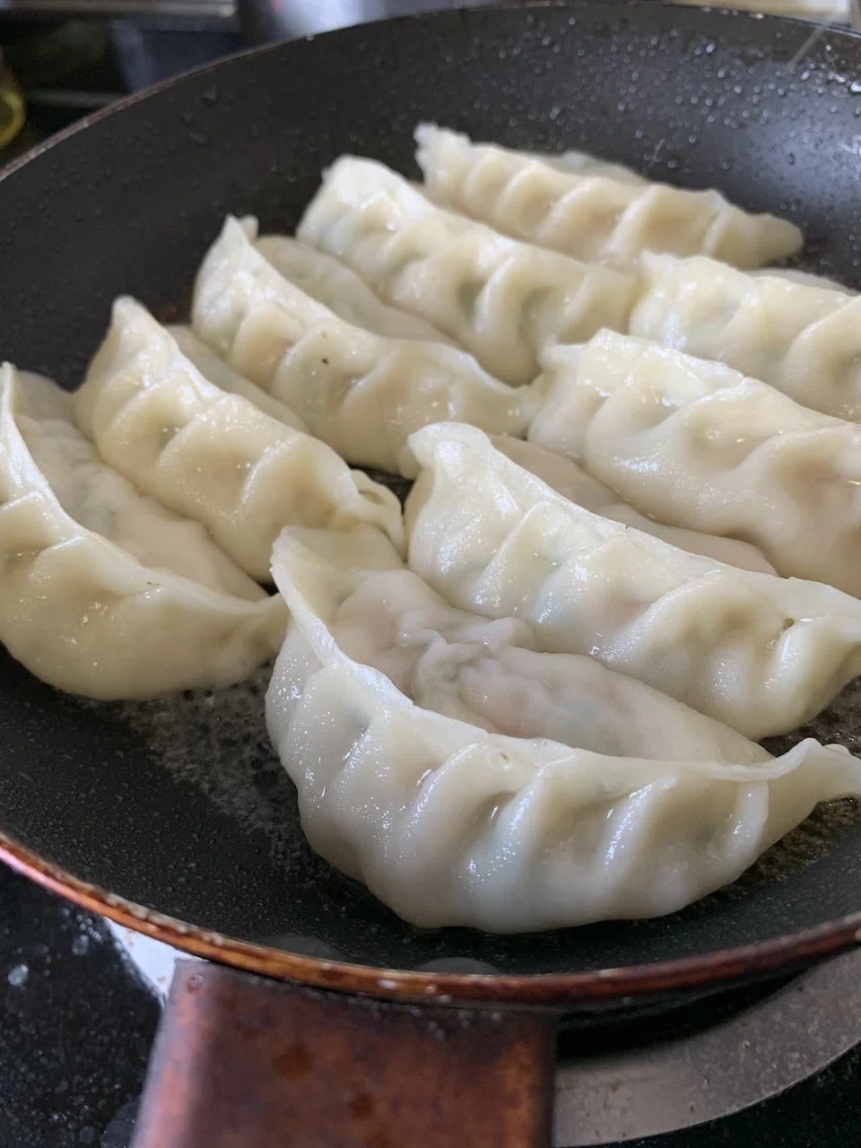 和食人、餃子を語る。（其の六） マコモ茸、豚煮凍り。｜古原貴大