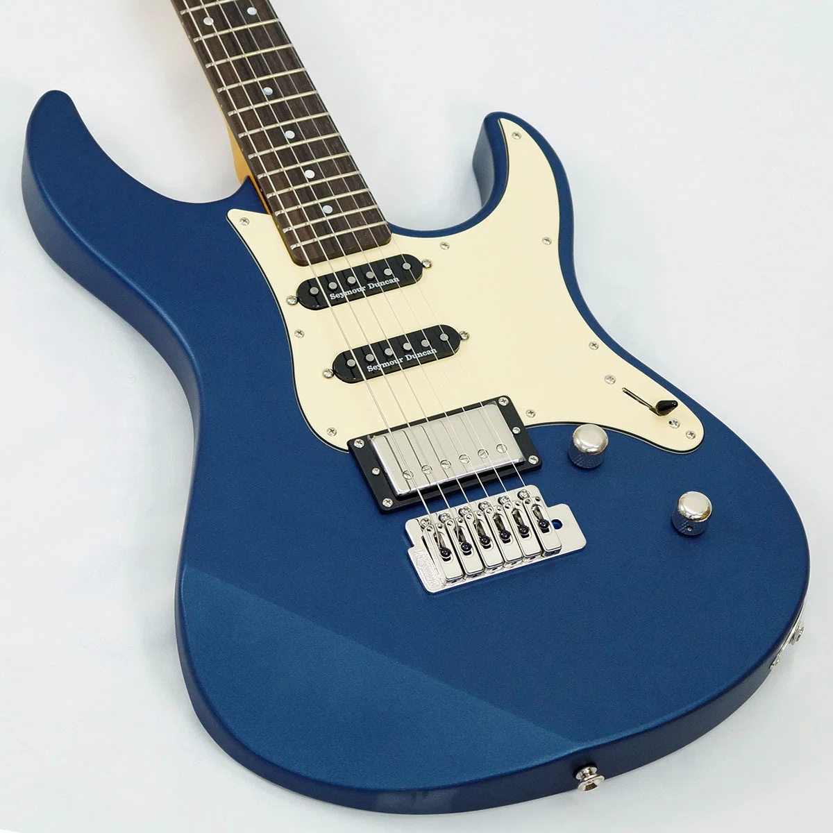 魅惑の艶消しブルー！大人気「YAMAHA PACIFICA612VIIX (MSB)」の魅力に 