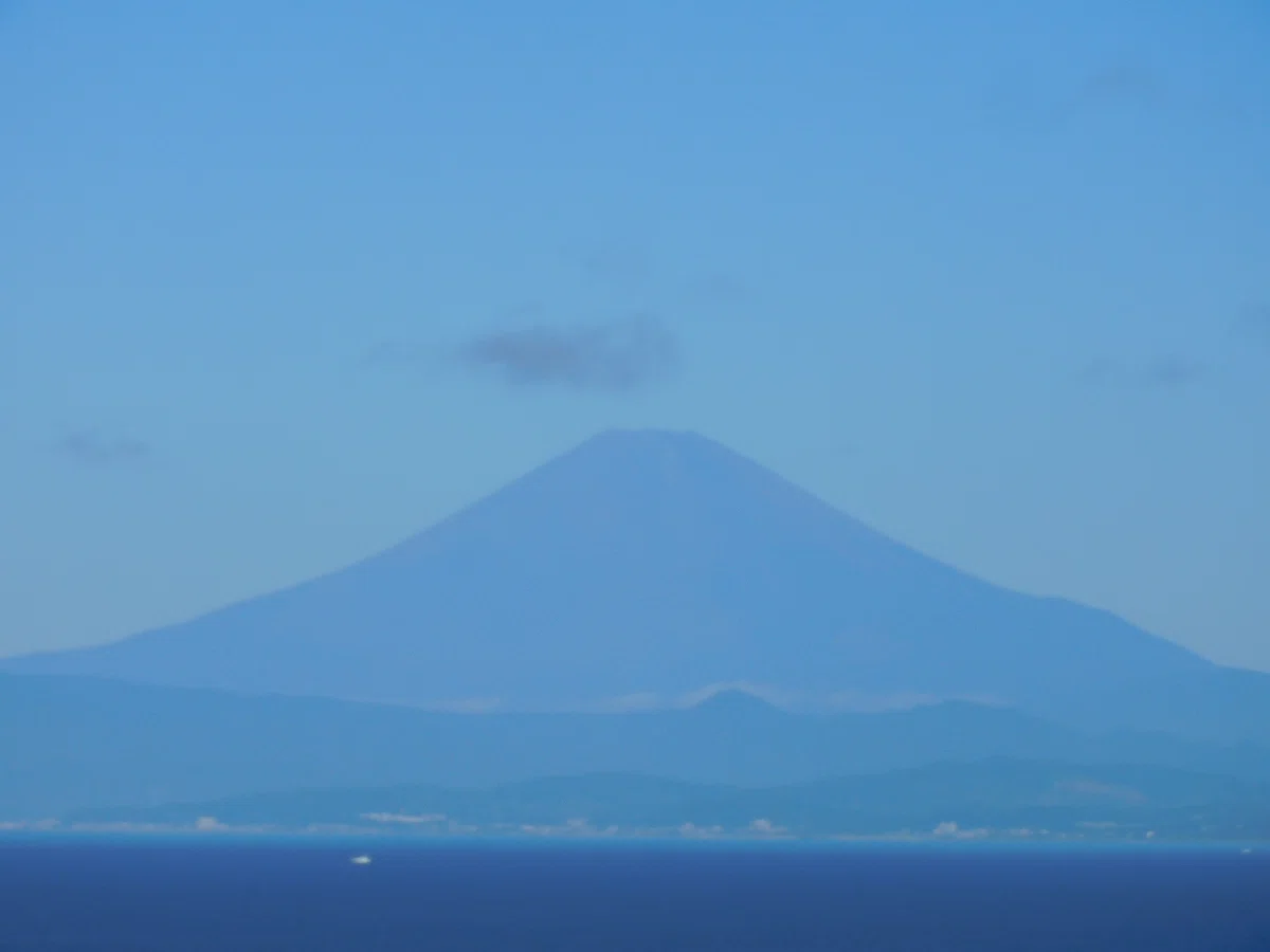 富士山写真 飛びまわり 「雄揮の大地」
