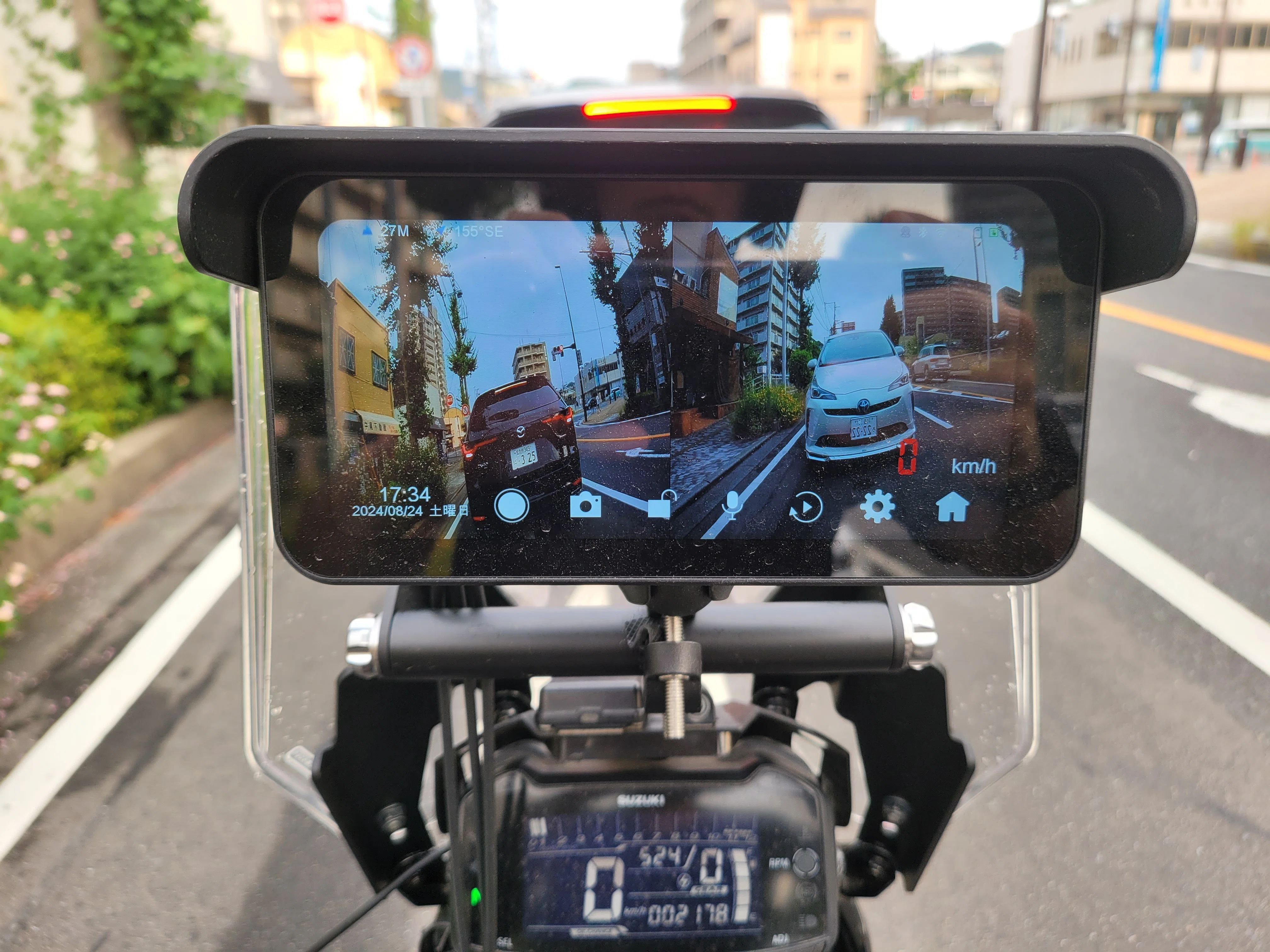 安価で手に入れたAndroidAuto/CarPlay対応のバイク用モニタが思った