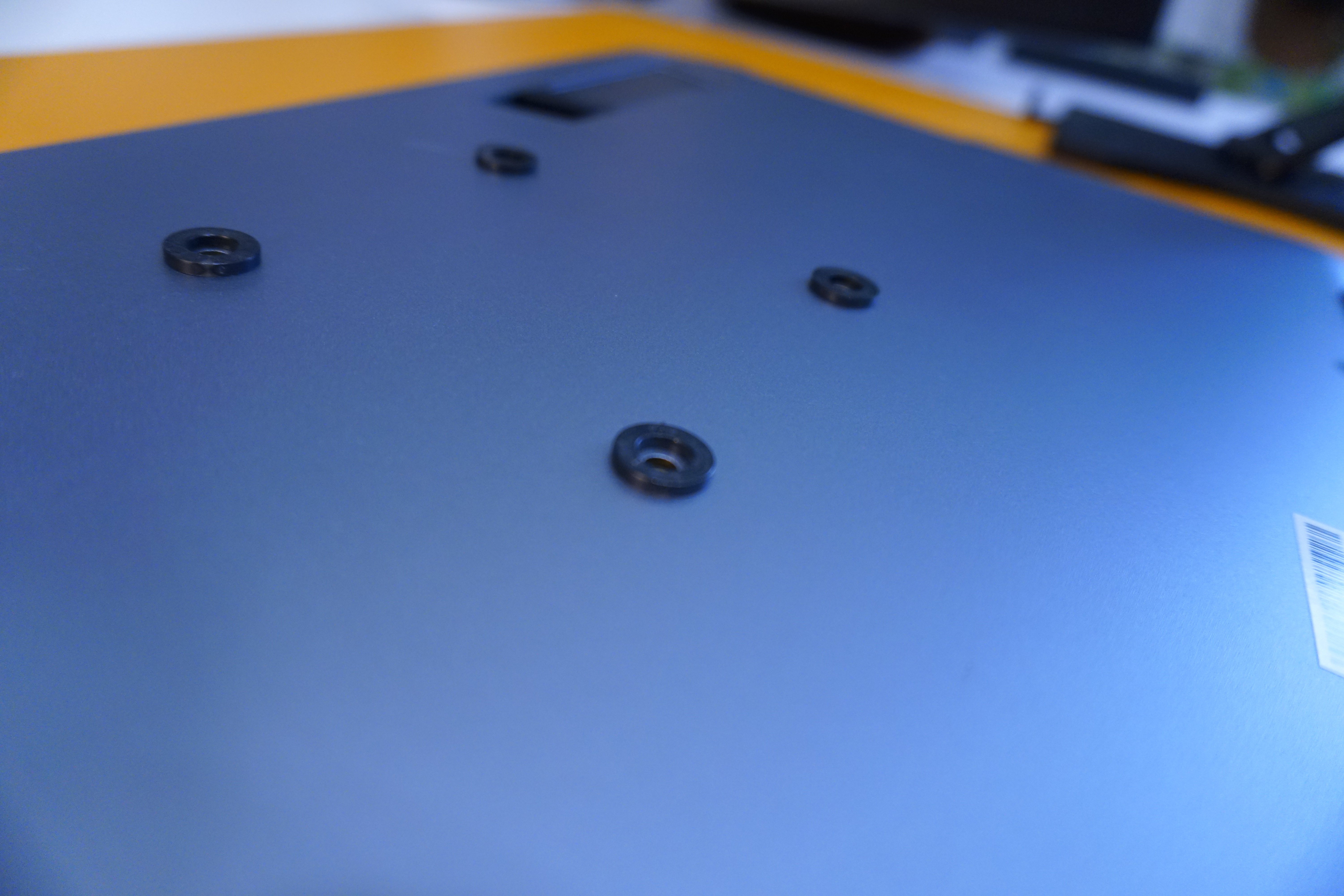 液タブ愛用者向け！Kamvas Pro 19のスタンド探しで見つけた最終的な