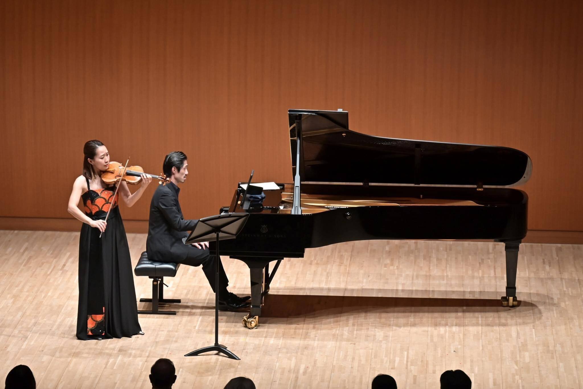 インタビュー：ピアニスト斎藤龍×ヴァイオリニスト荒井章乃に「愛を