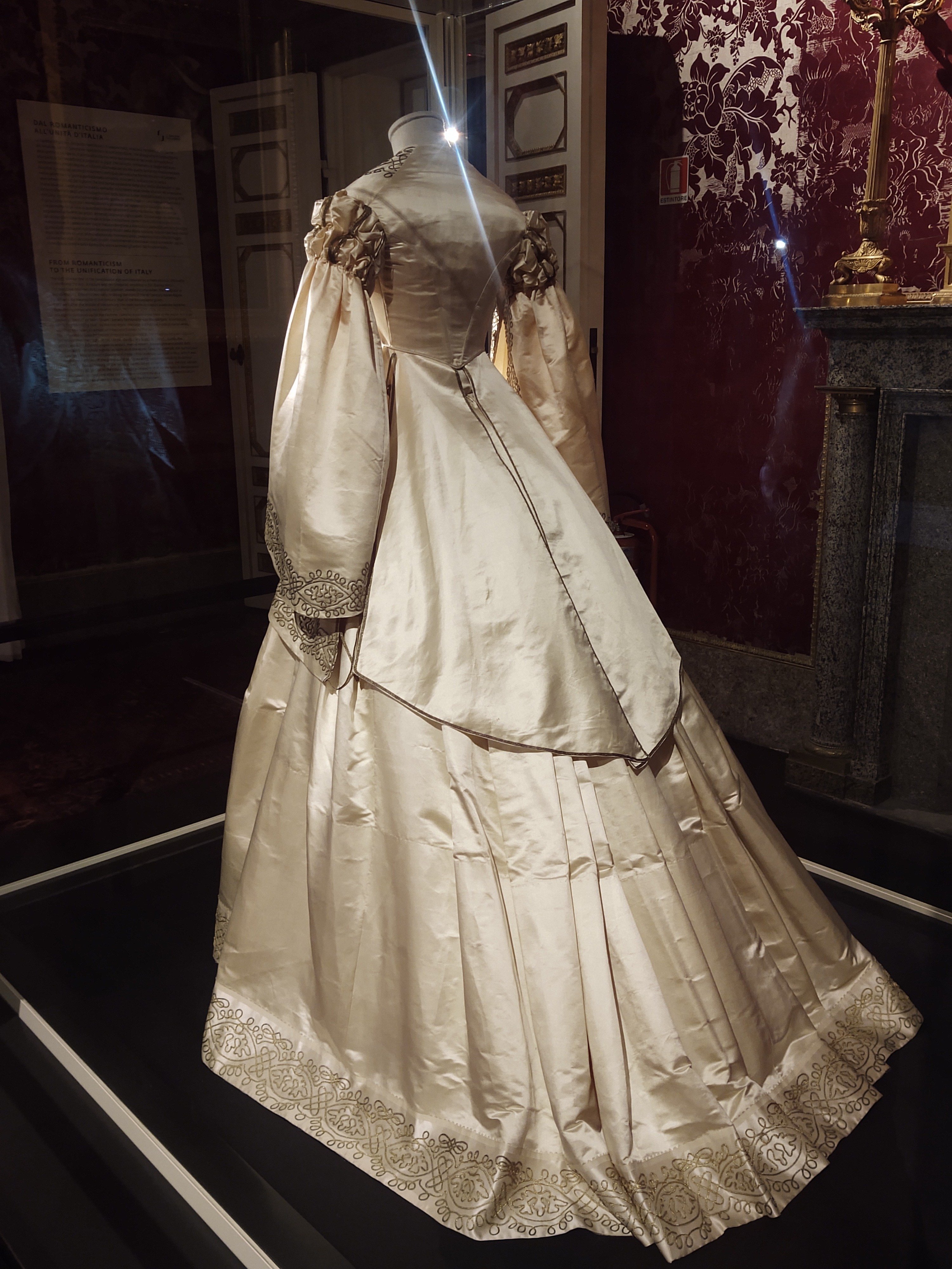 昔の花嫁衣裳 花嫁衣裳 その1 江戸時代～明治時代 | 風遊花（ふうか）～古布とうさぎ