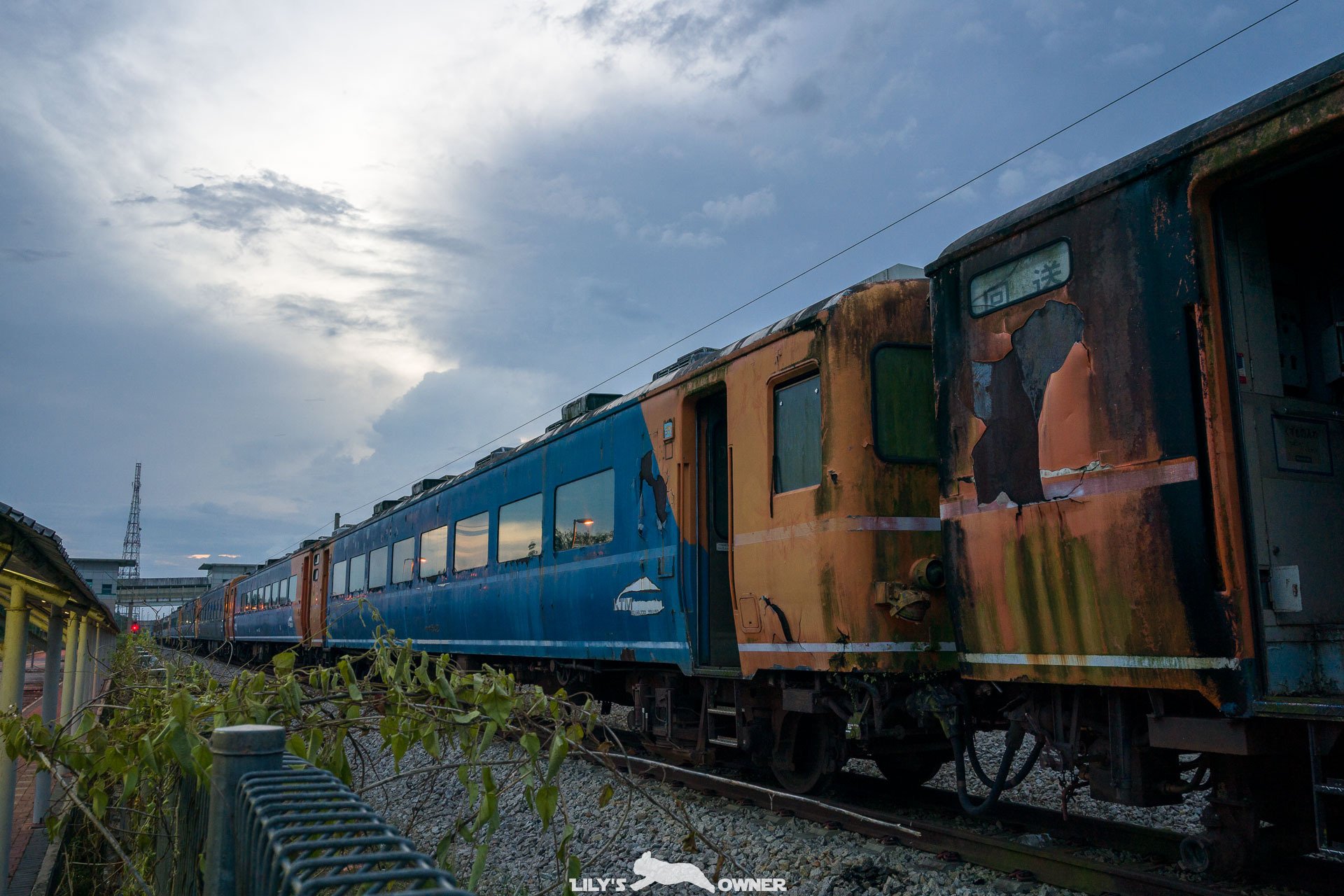 マレーシアで朽ち行く 元JR西日本＆JR九州の14系保存車｜UnderTree