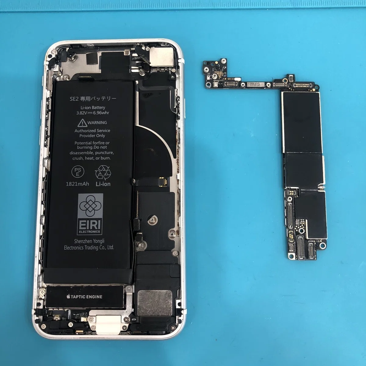 Volumm Key iPhone SE2 Silent Switch & Volume Button Repair|スマホ修理工房Rinkan