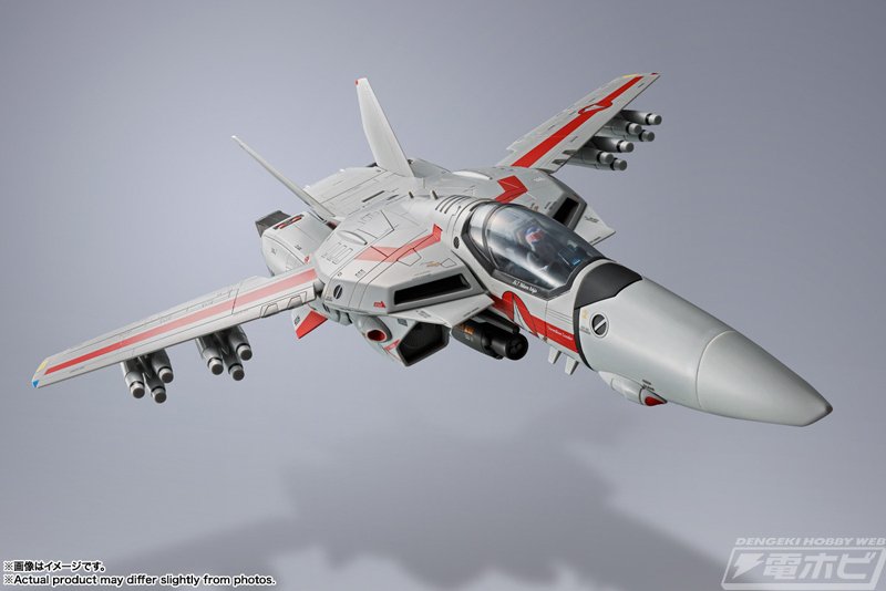 マクロス』魂ストア限定仕様の「DX超合金 VF-1J バルキリー マクロス』魂ストア限定仕様の「DX超合金 VF-1J バルキリー