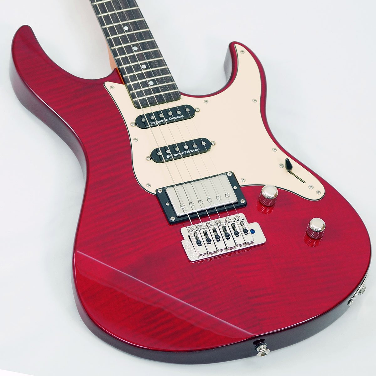 情熱の赤!大人気「YAMAHA PACIFICA612VIIFMX (FRD)」の魅力に 情熱の赤!大人気「YAMAHA PACIFICA612VIIFMX (FRD)」の魅力に