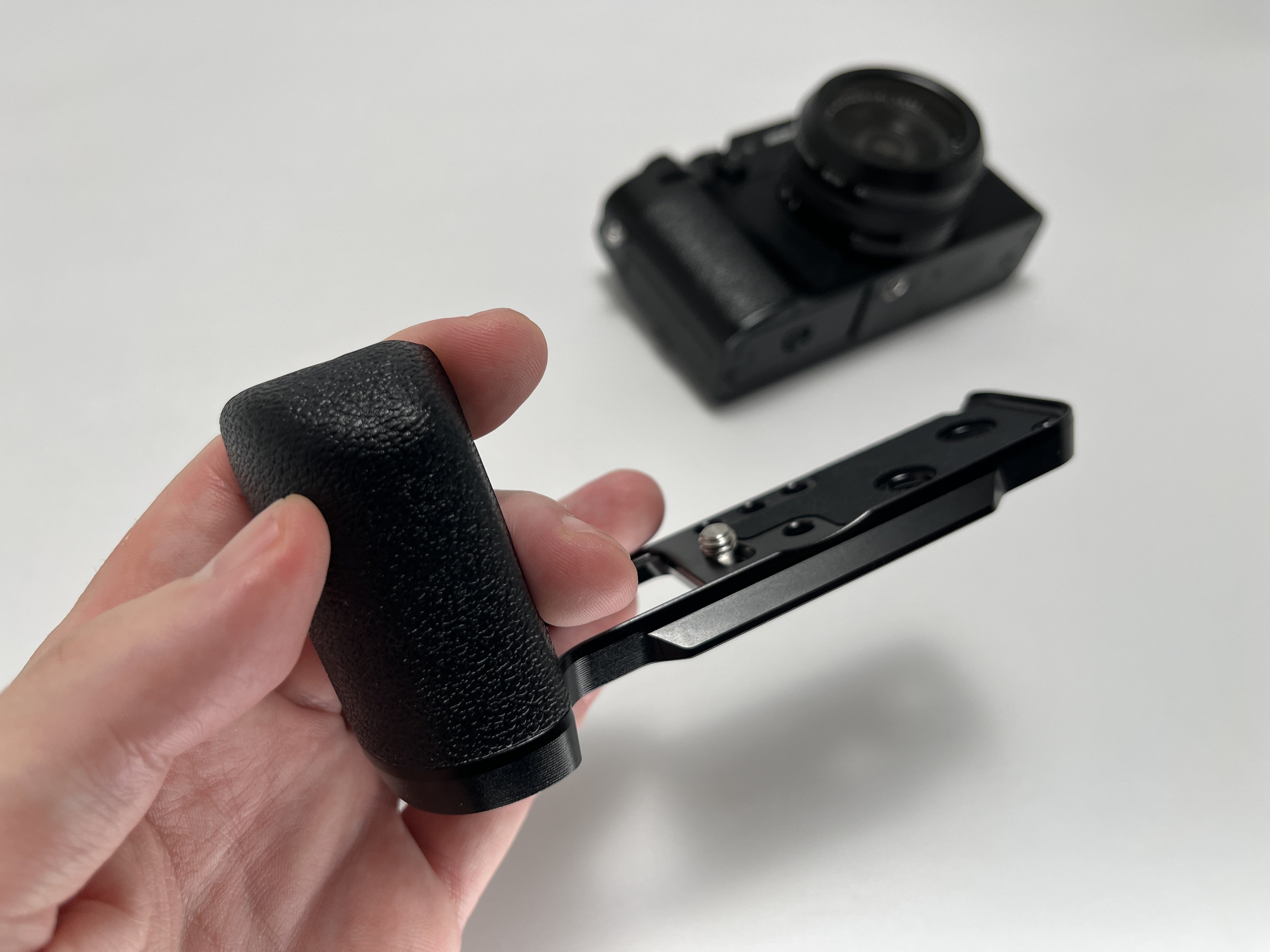 FUJIFILM X100Ⅵ シルバー テレコン、SmallRigグリップ付 Amazon.com : SmallRig X100VI / X100V Handgrip L-Shape Grip