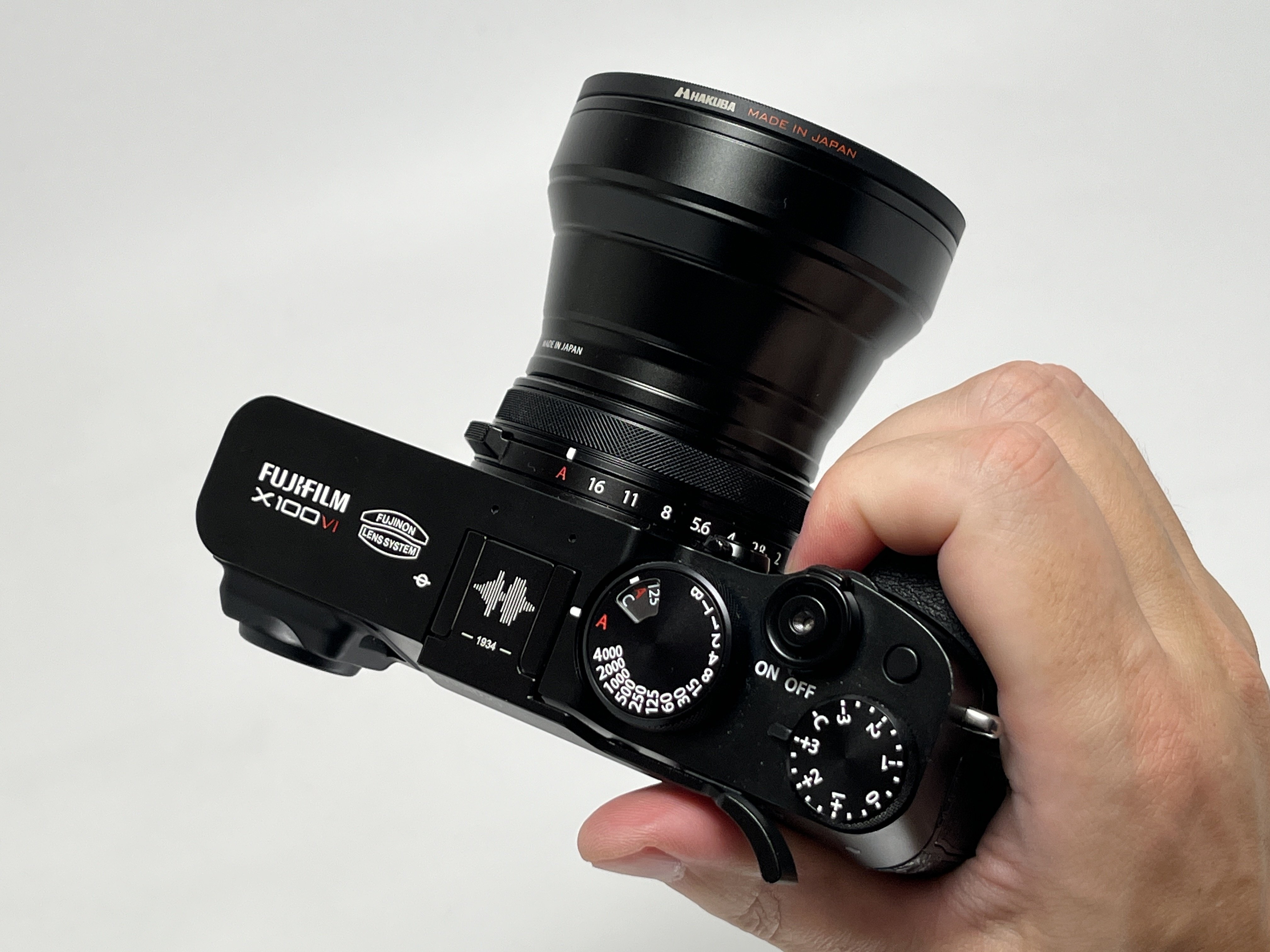 FUJIFILM X100VIにグリップを付けてみた話|KuroBox FUJIFILM X100VIにグリップを付けてみた話|KuroBox