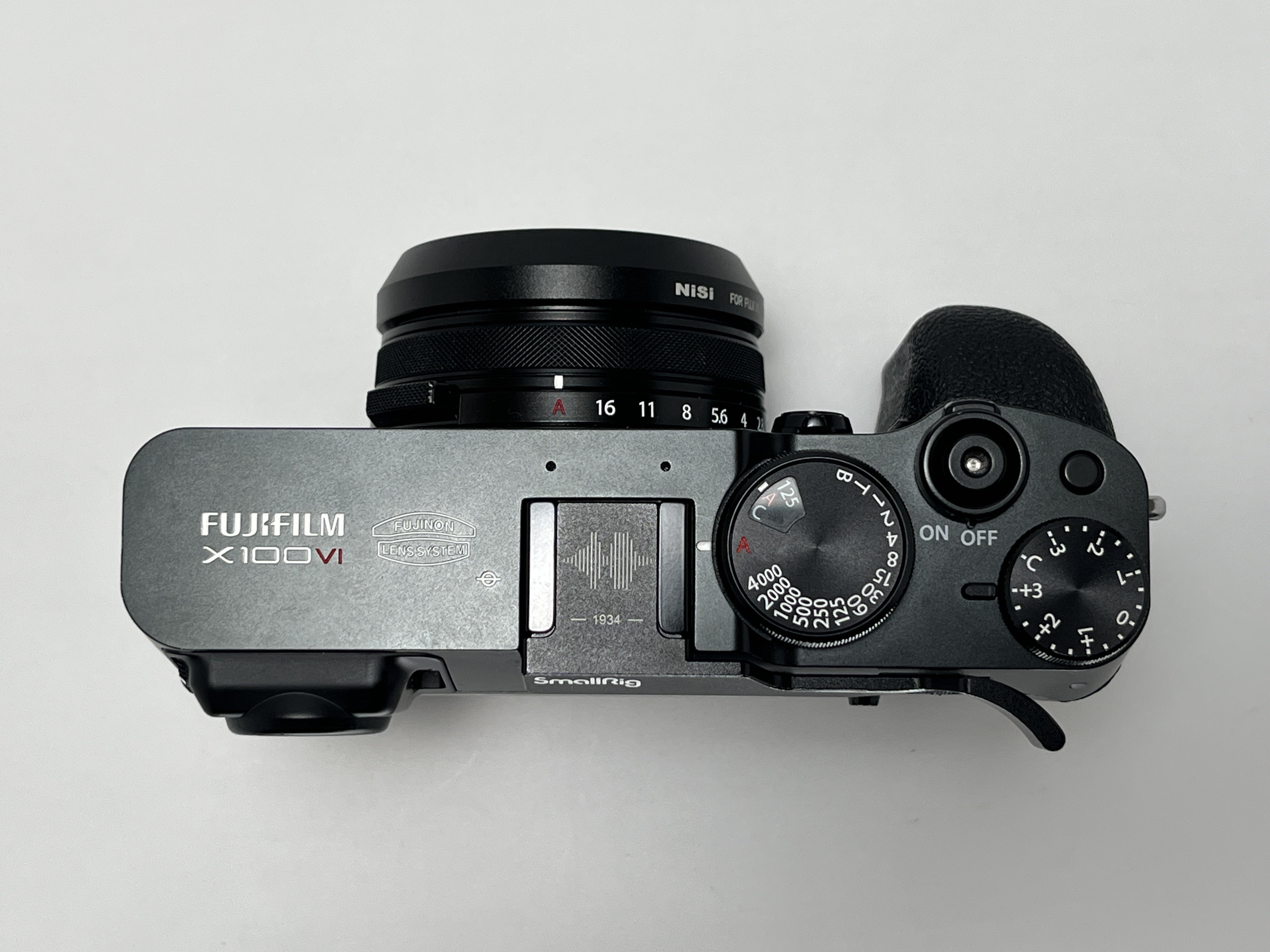 FUJIFILM X100VIにグリップを付けてみた話｜KuroBox