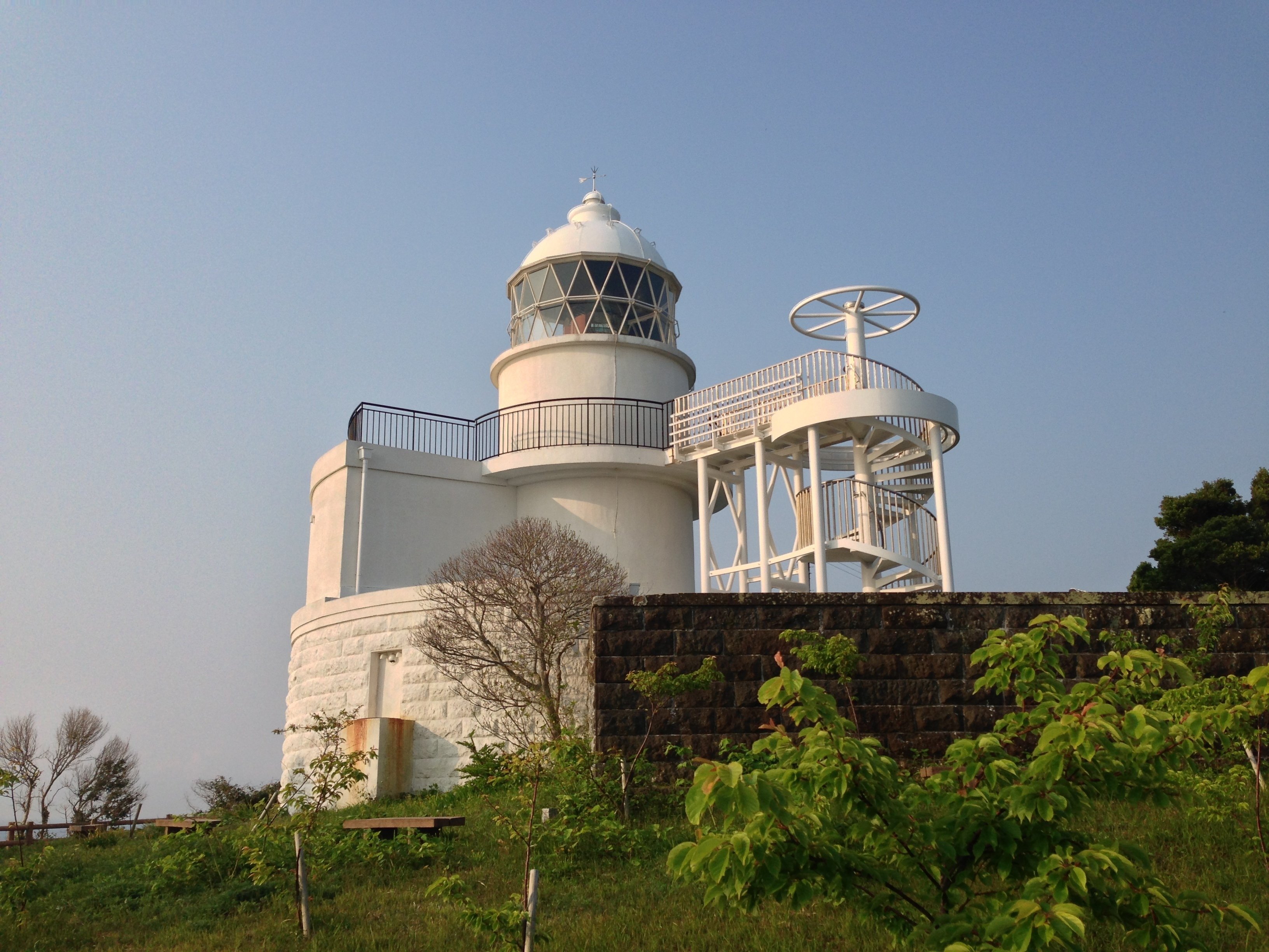 樫野埼灯台：日本最古の石造灯台 和歌山県｜日本一周、世界一周