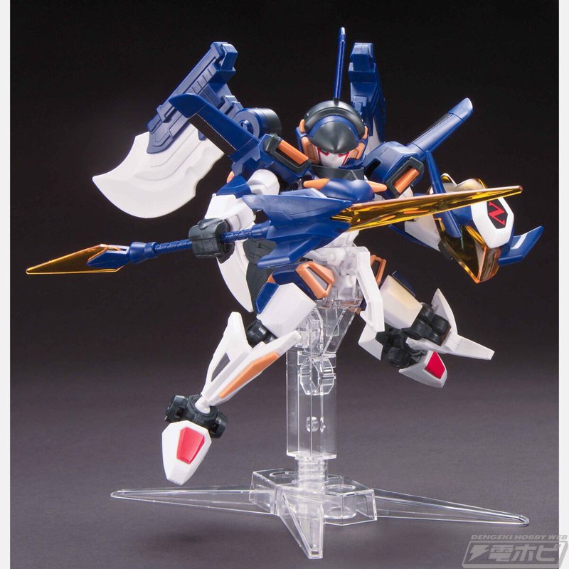 ダンボール戦機W』プラモデル「LBXイカロス・ゼロ」と「LBX